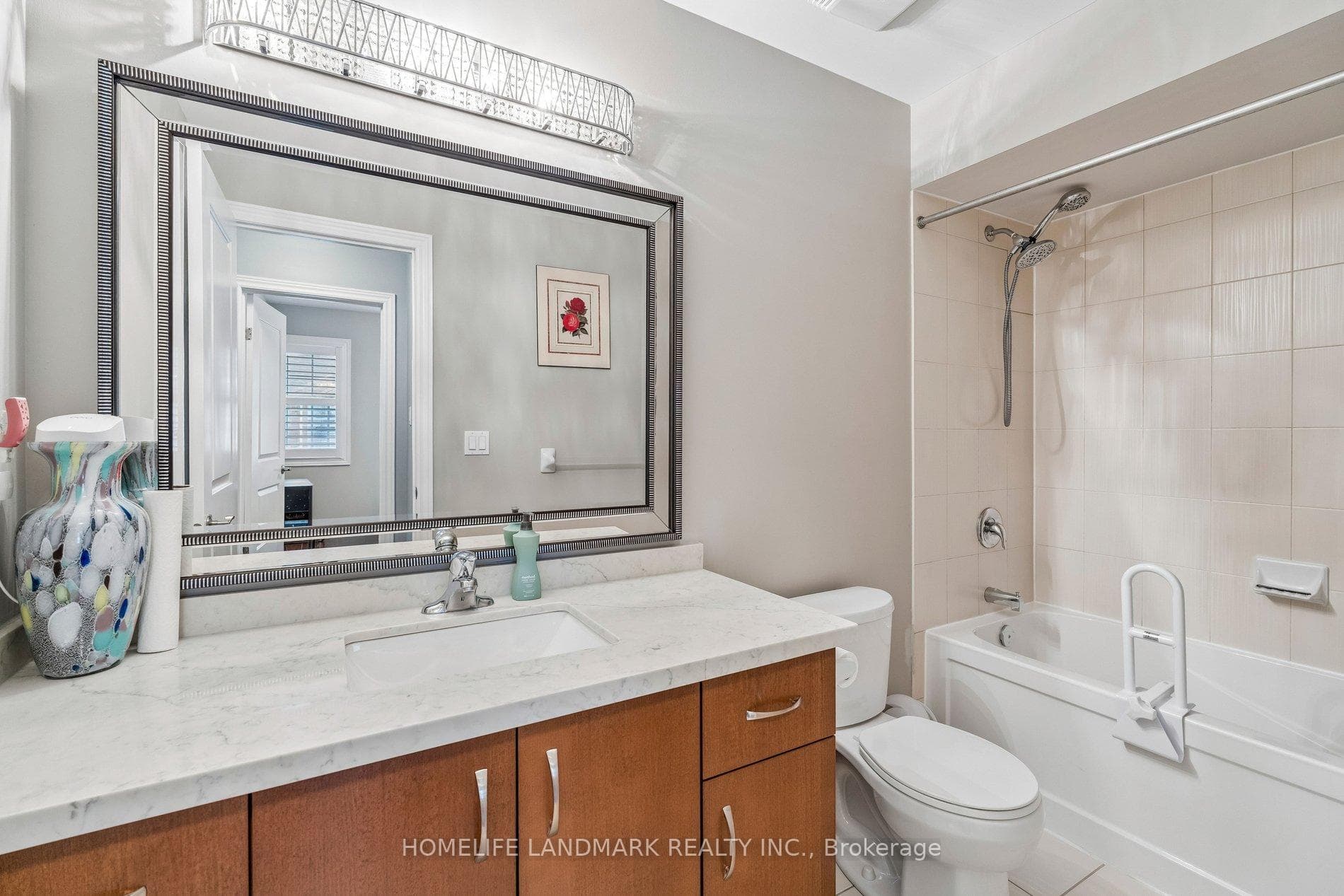7 Lakelawn Road Unit 2 photo 32
