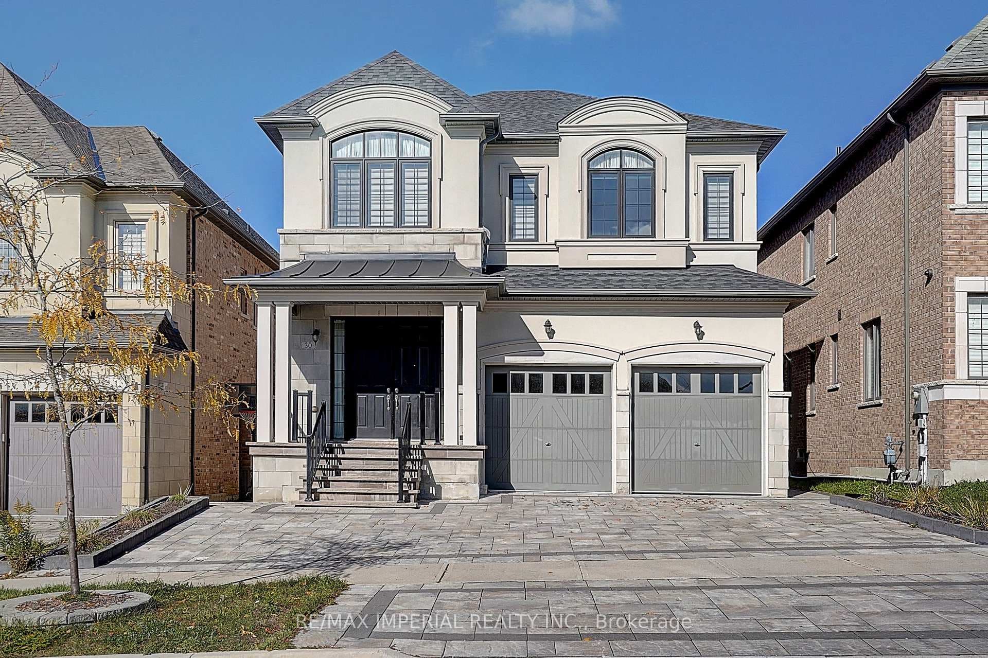 30 Orwell Drive photo 1