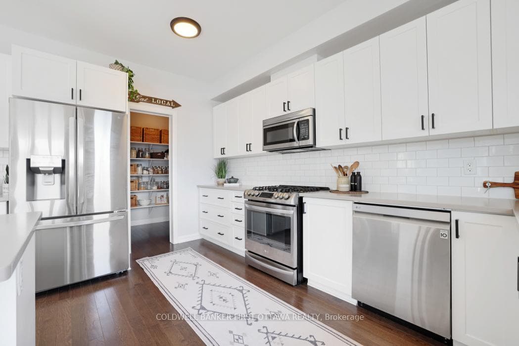 92 Morris Street photo 14