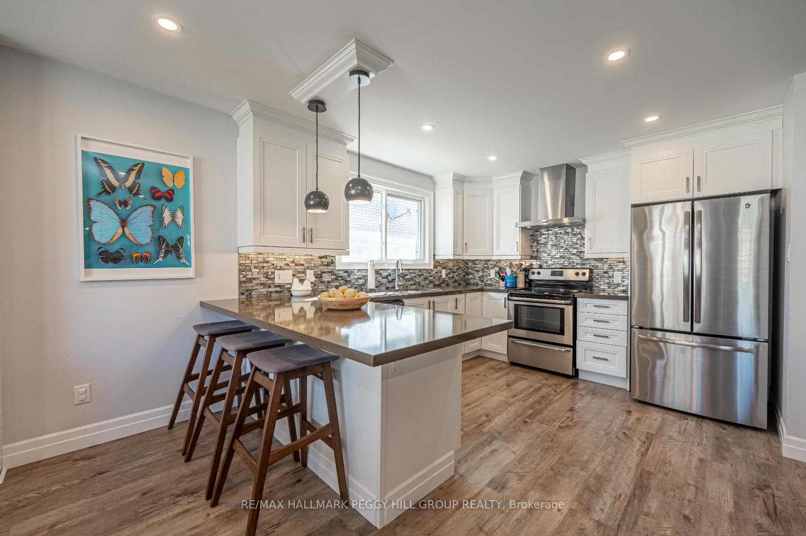 251 Rose Street photo 3