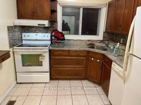 32 Caddy Drive photo 4