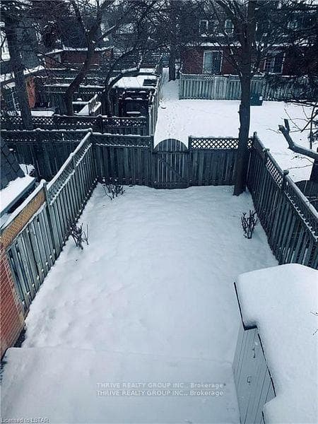 8 Homestead Crescent photo 18