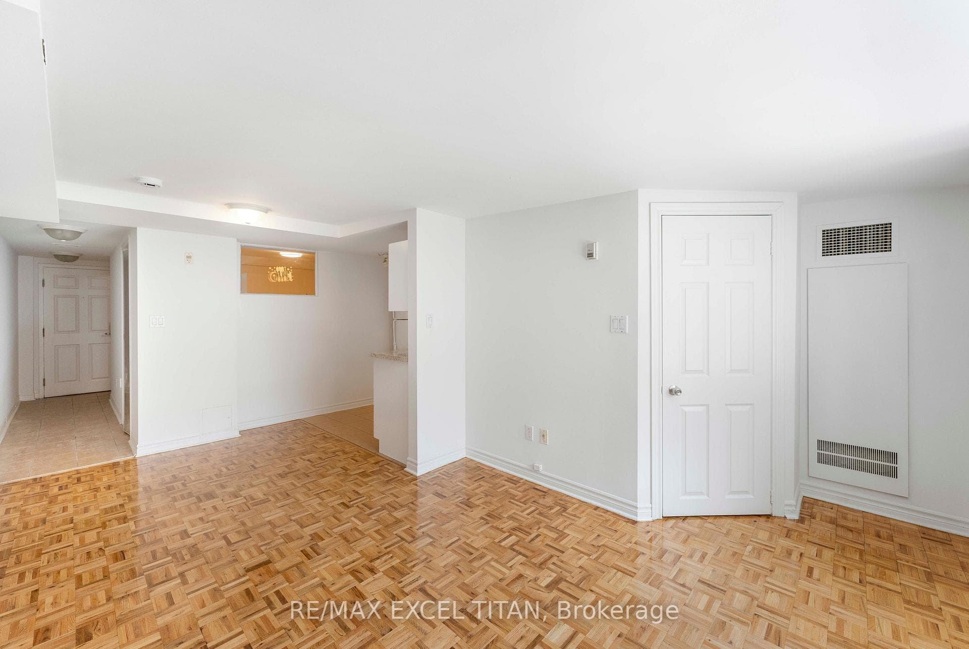 1407 Dupont Street Unit 509 photo 6