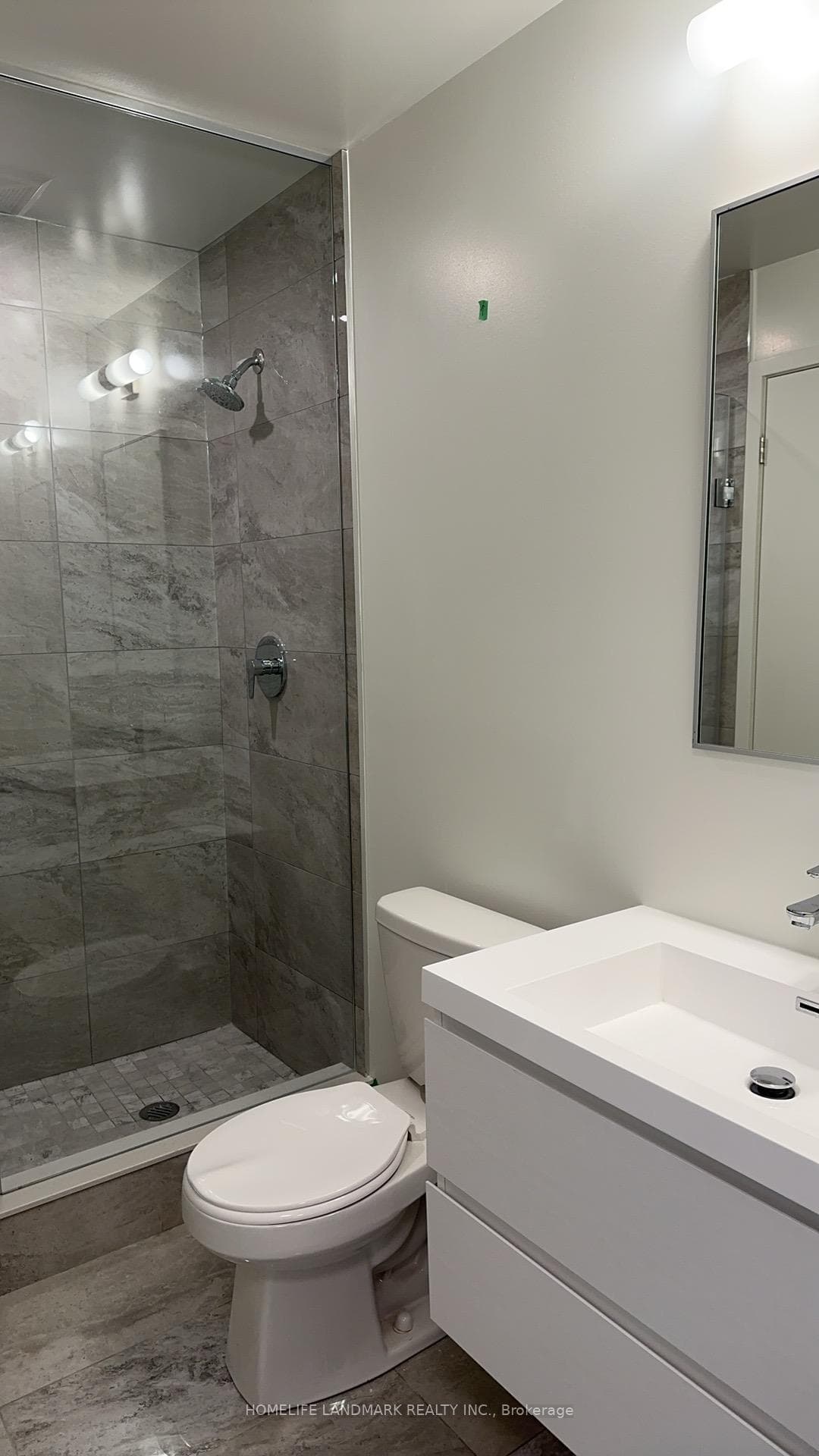 38 Simcoe Promenade Unit 314 photo 4