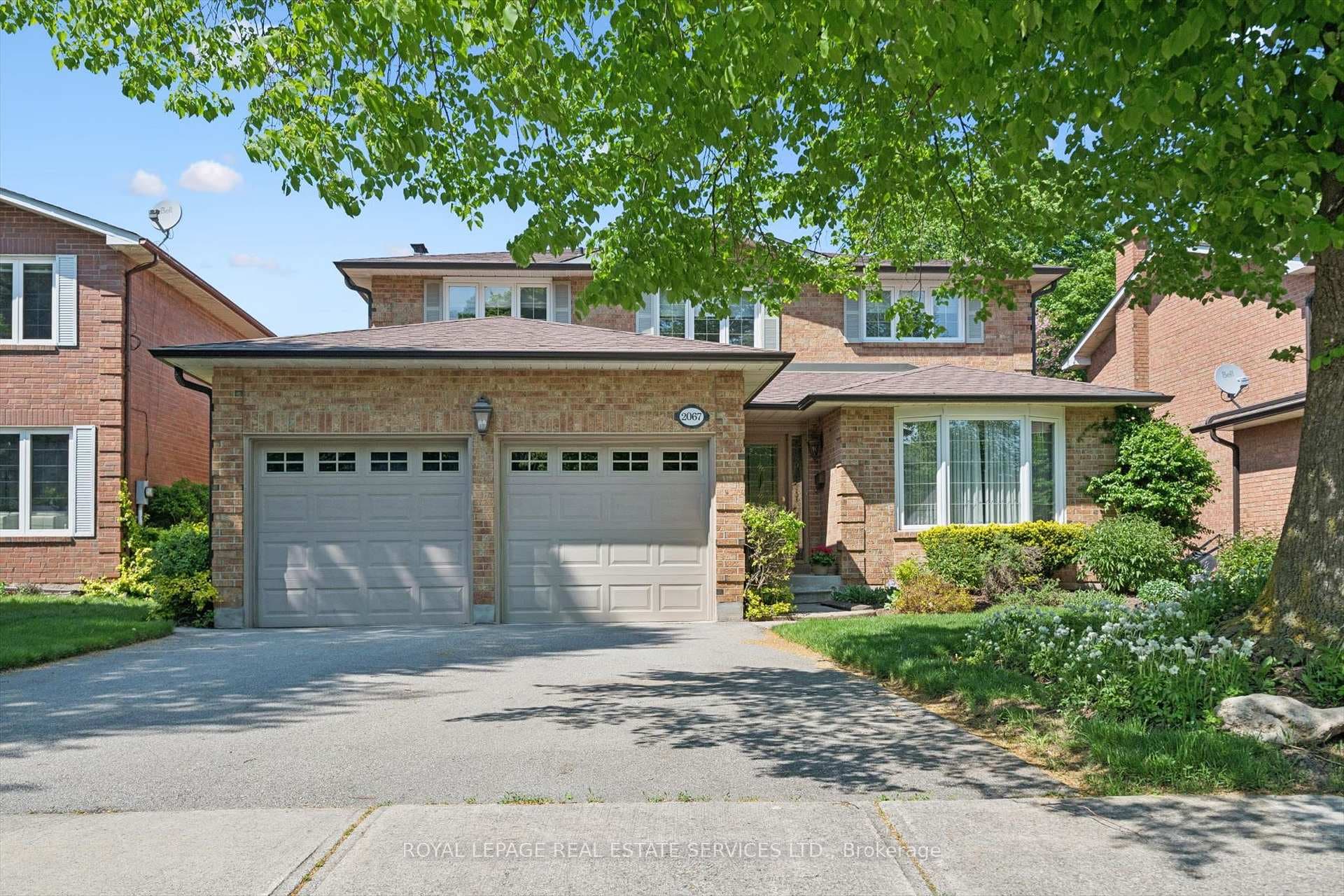 Desirable River Oaks Setting!