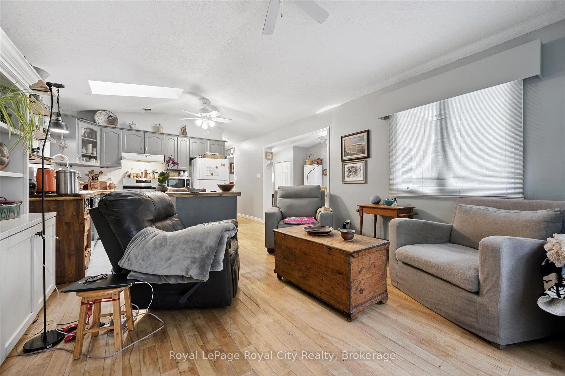 10 Spruce Avenue photo 13