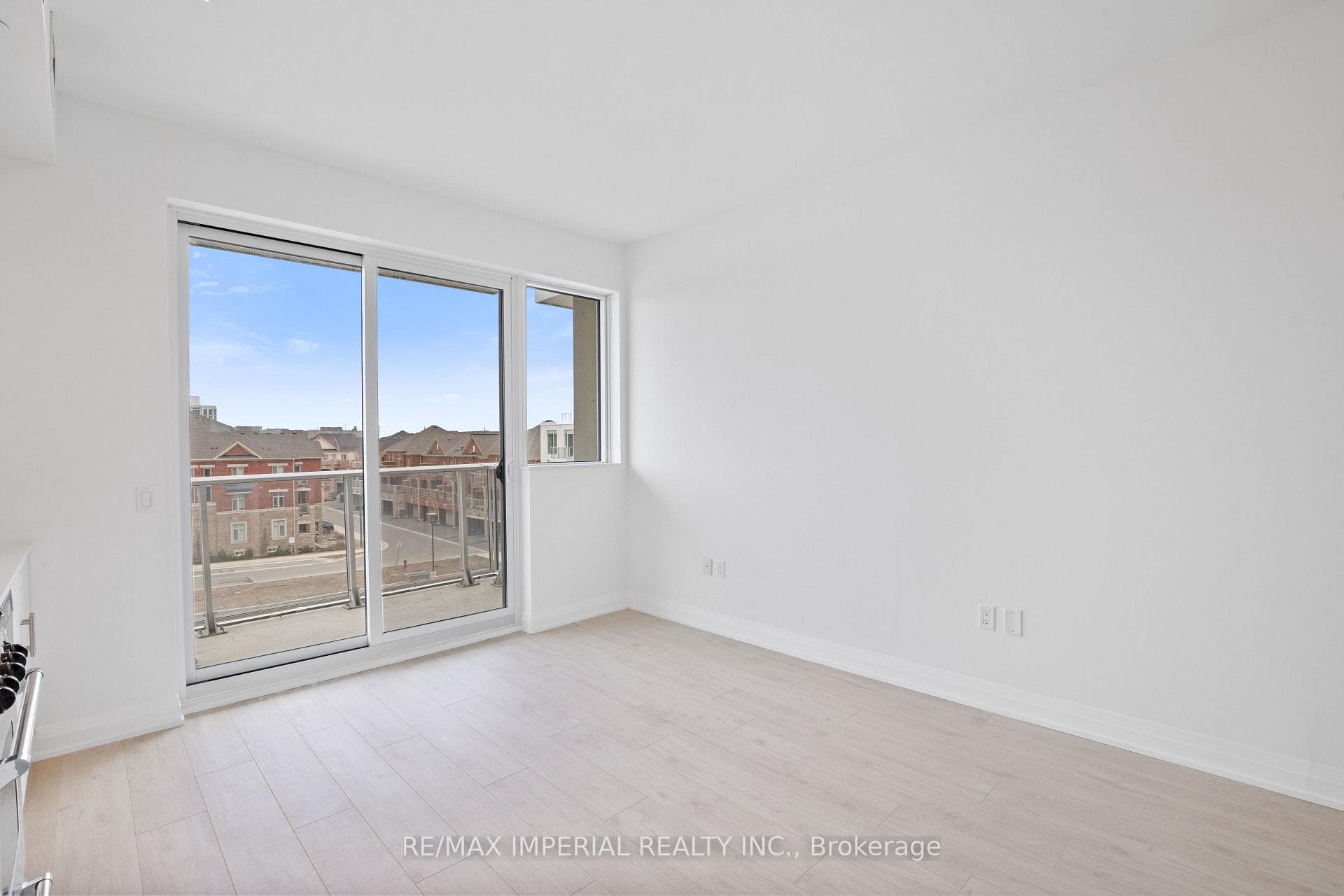 412 Silver Maple Road Unit 423 photo 10
