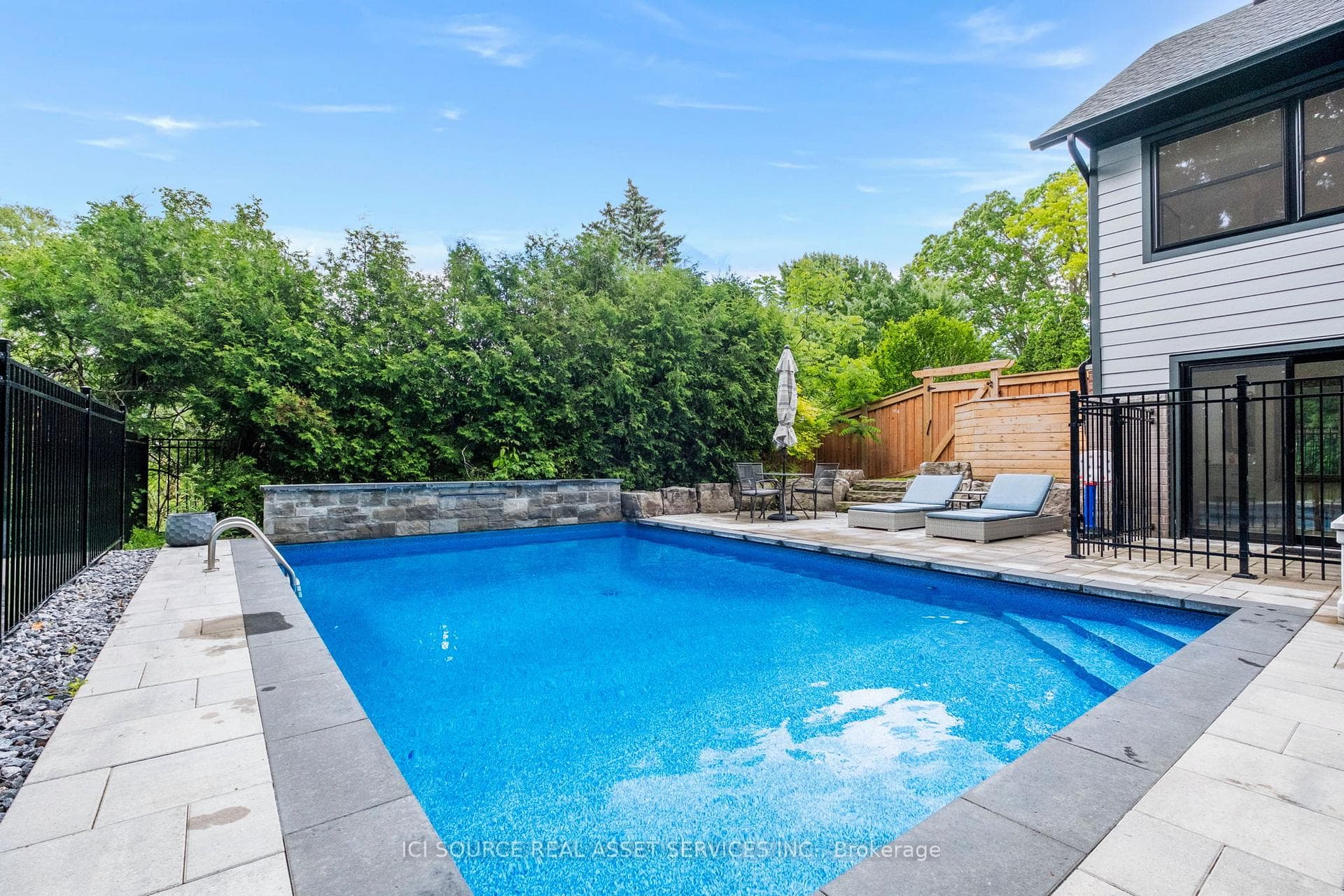 799 Cranston Court photo 16