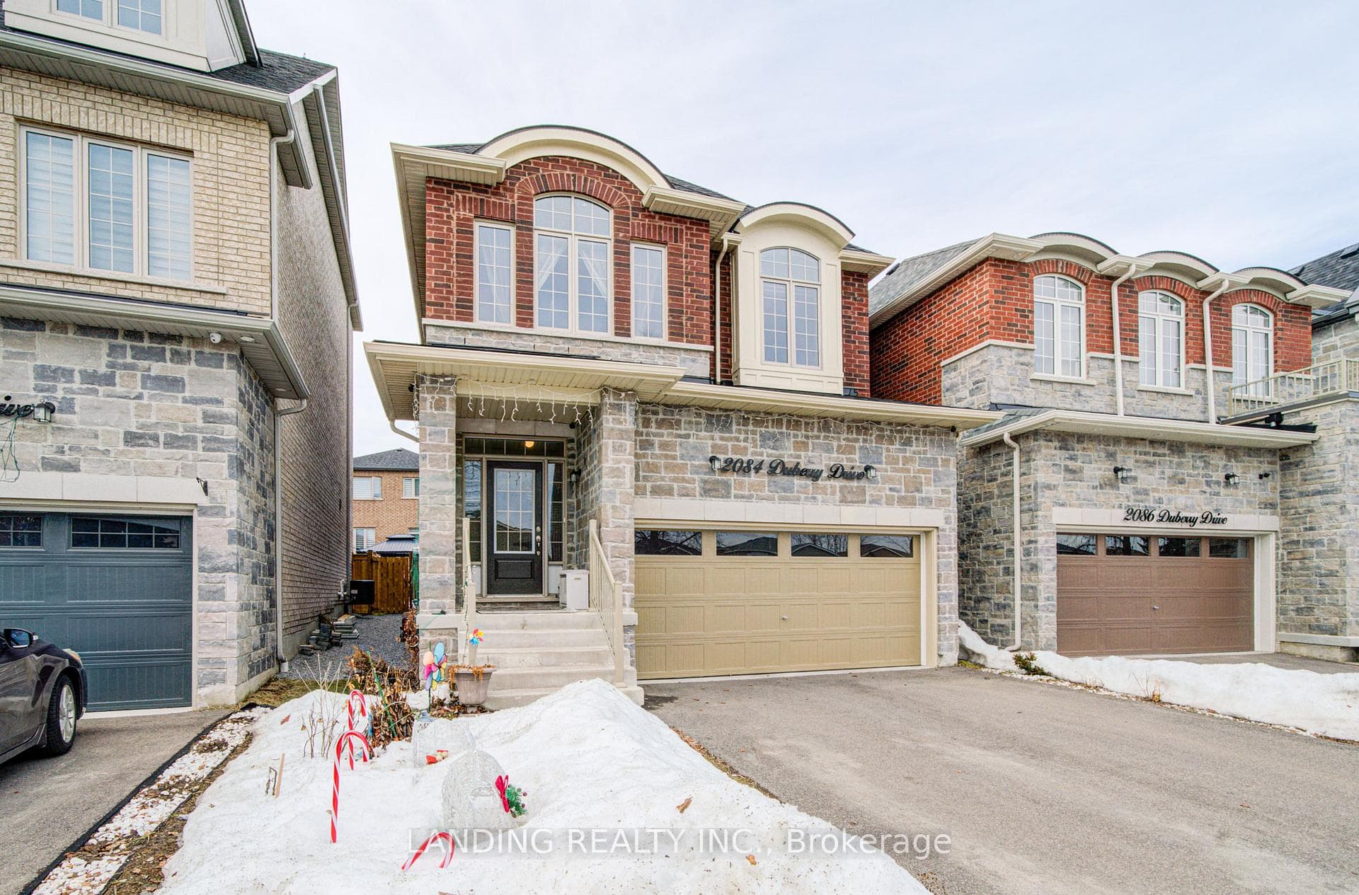 2084 Duberry Drive photo 2