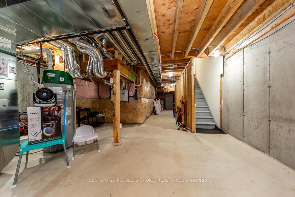 162 Ogston Crescent photo 48