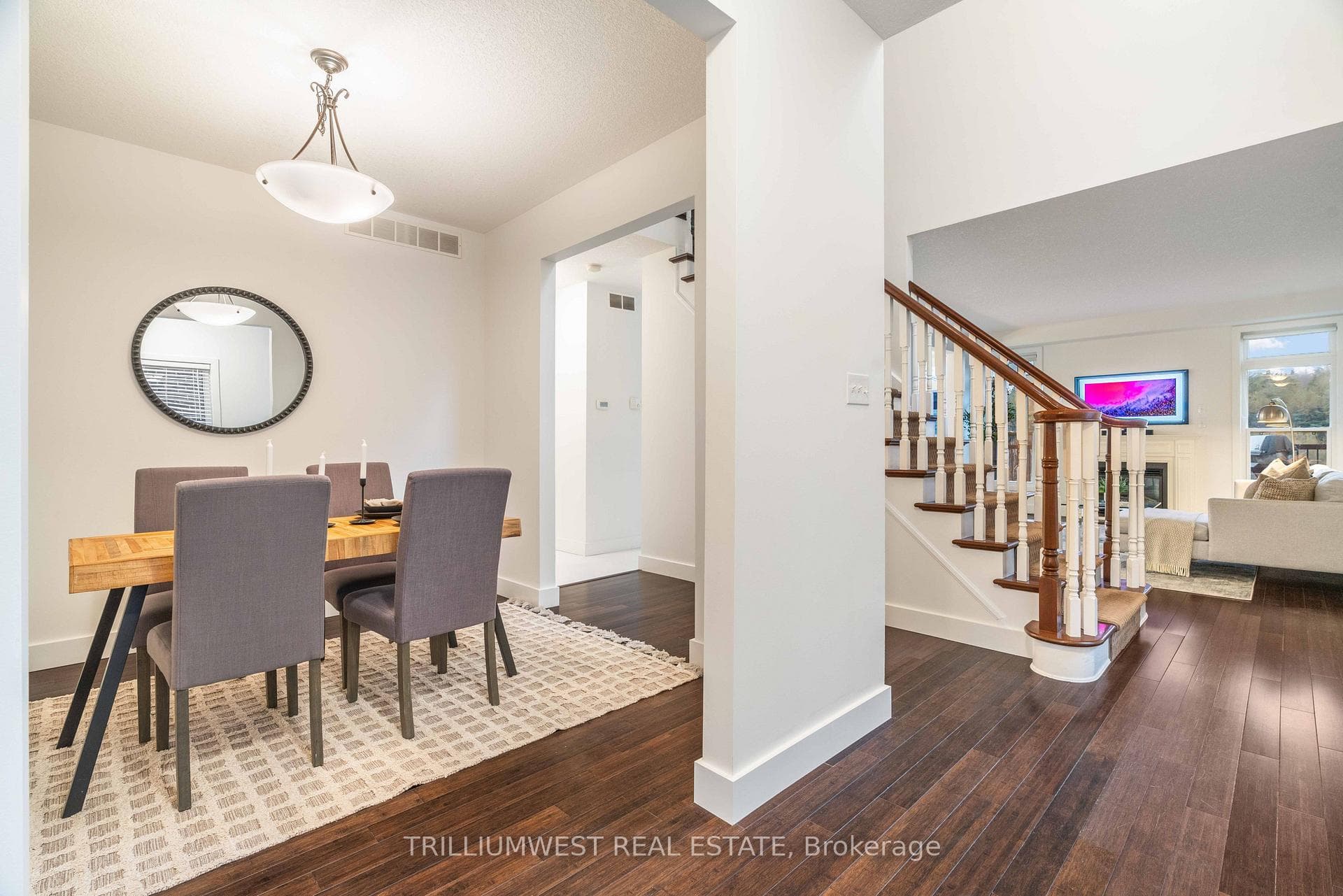 62 Parkvale Drive photo 3
