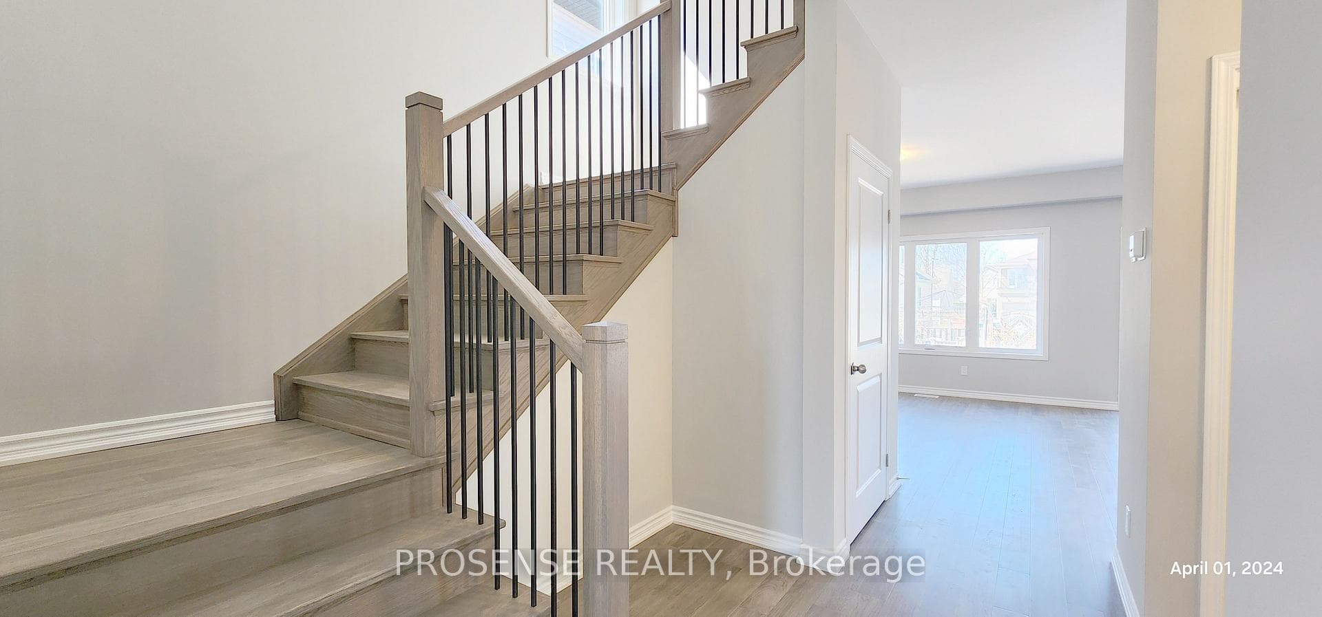 209 PILKINGTON Street photo 8
