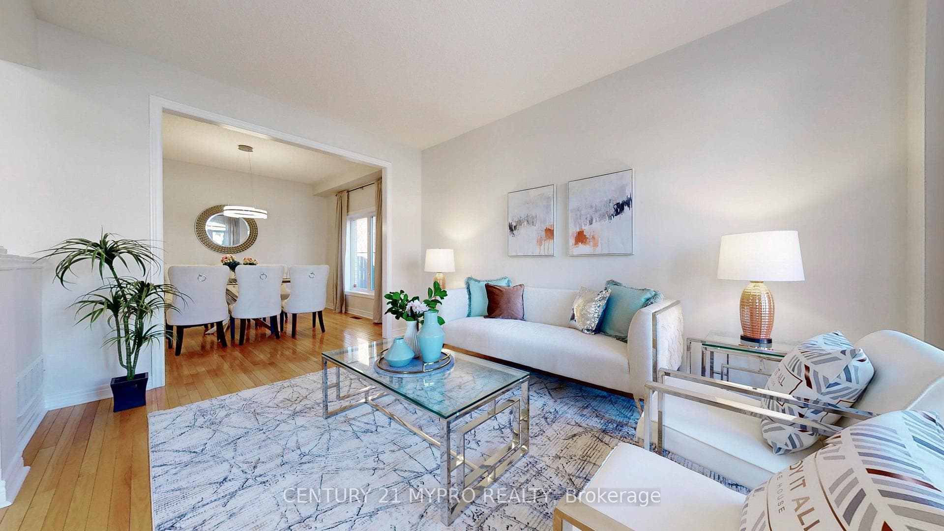 34 Ayhart Street photo 5