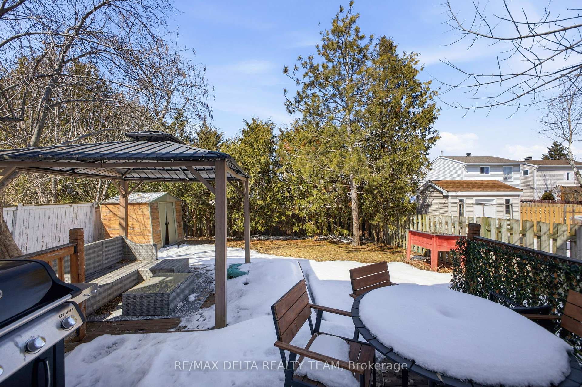 609 Wilkie Drive photo 28