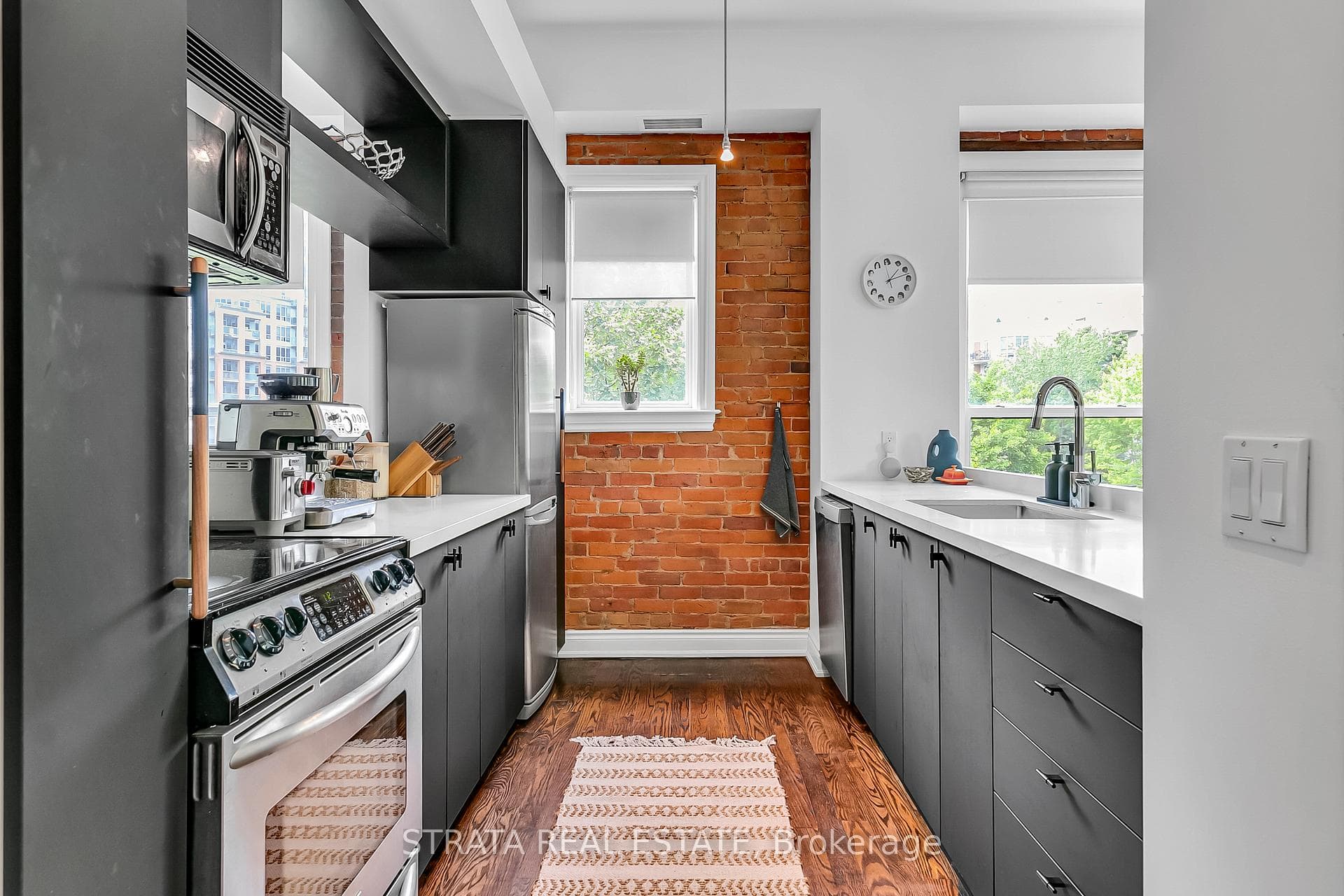 915 King Street Unit 306 photo 10