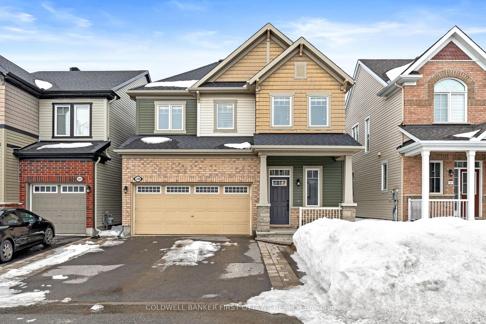 339 Meadowbreeze Drive photo 1