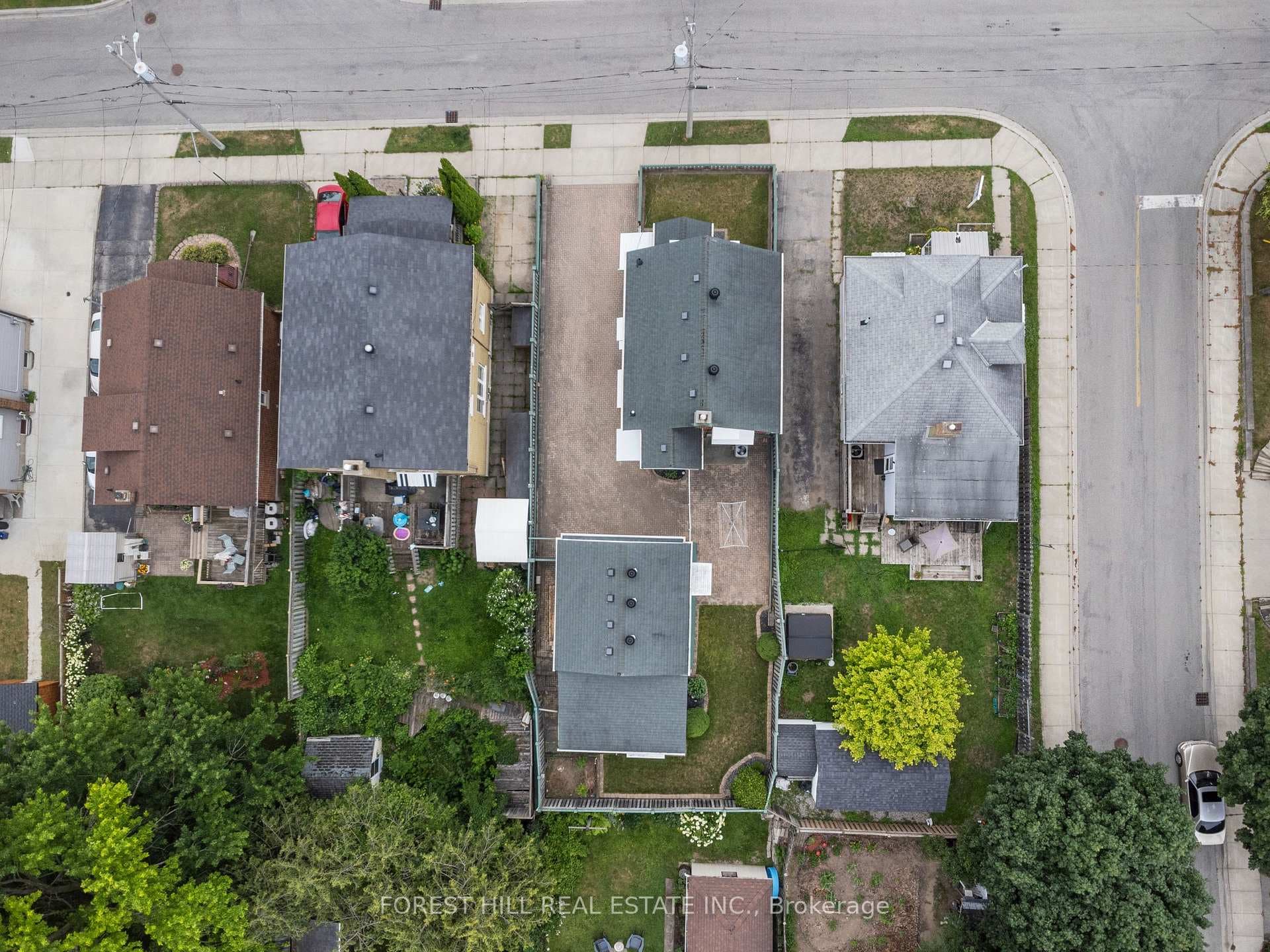 188 Wentworth Avenue photo 30