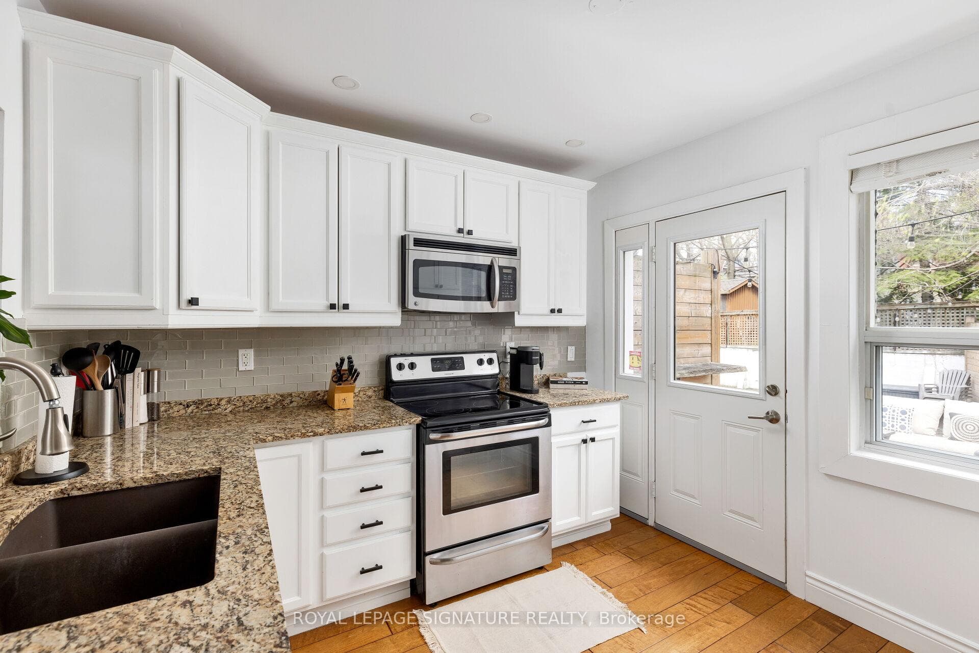 117 Bowmore Road photo 9