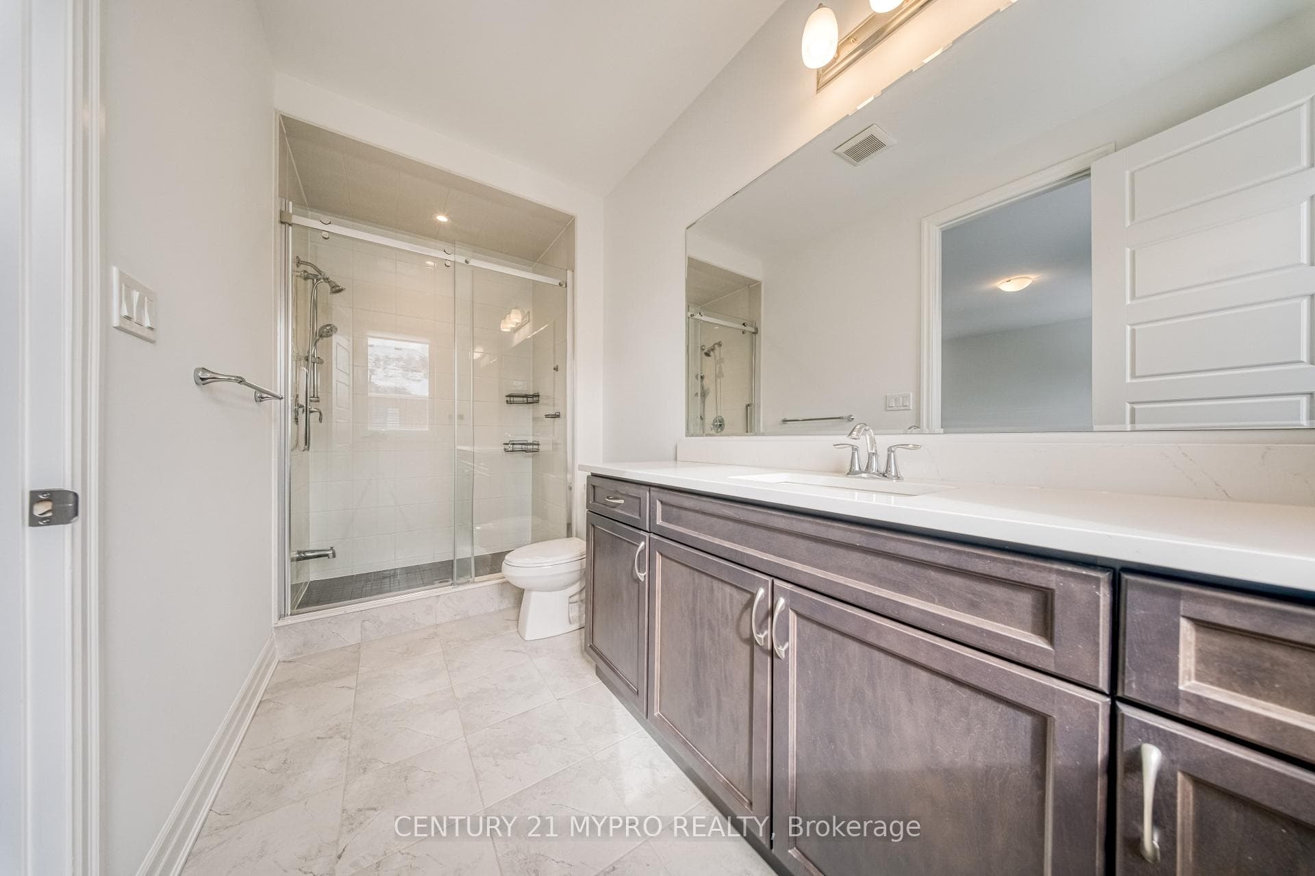 1202 Anson Gate photo 30