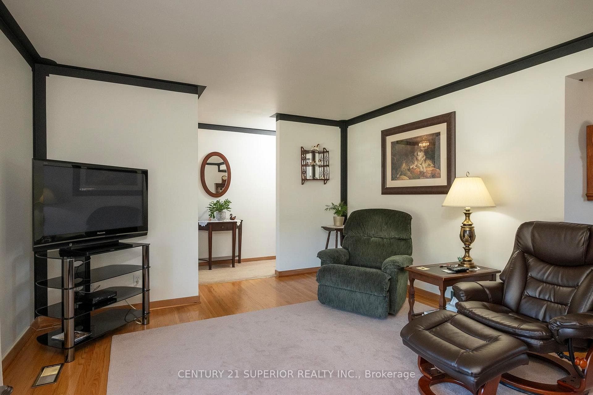 105 Hinton Ave photo 7