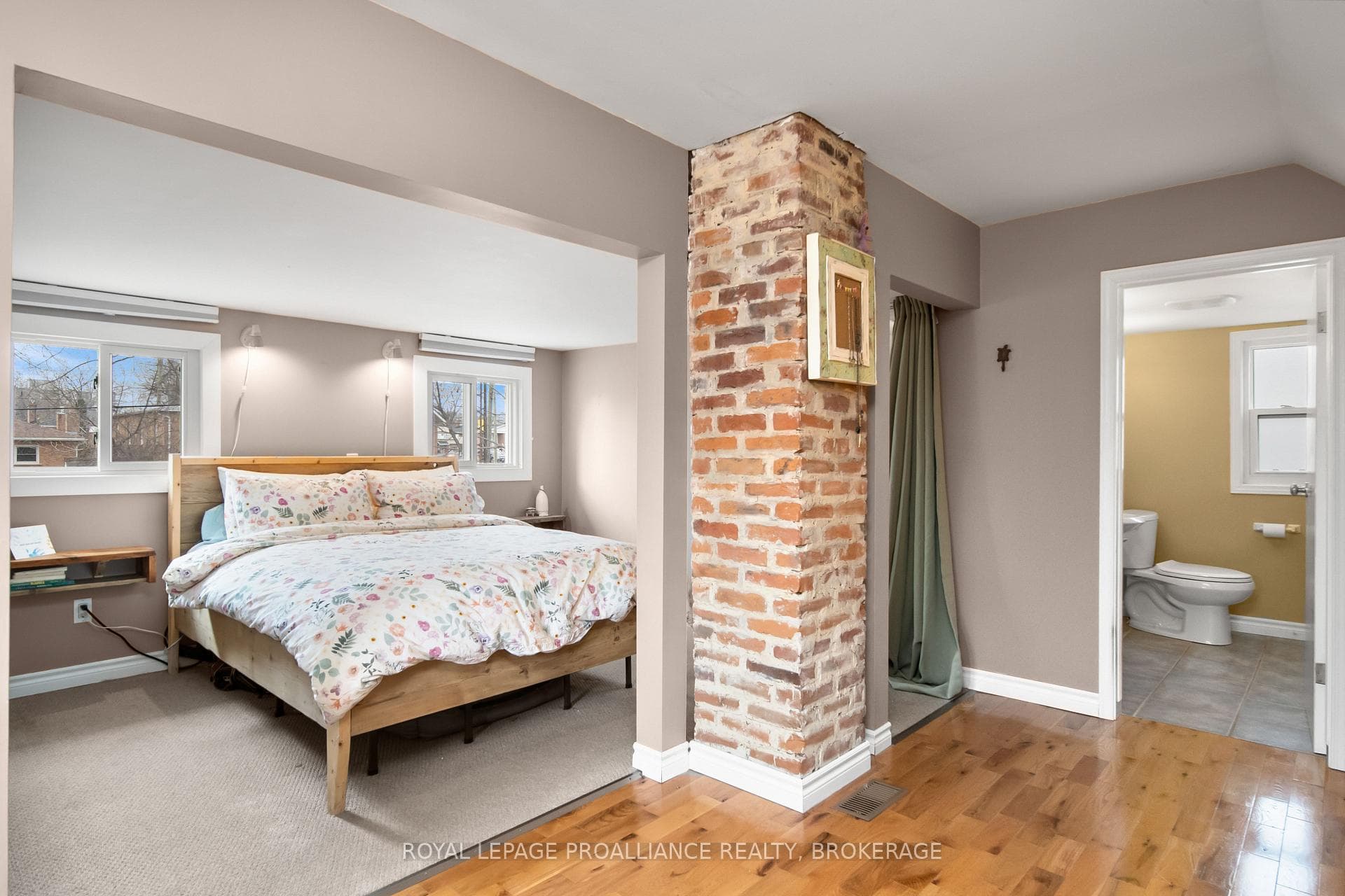 36 Kingscourt Avenue photo 16