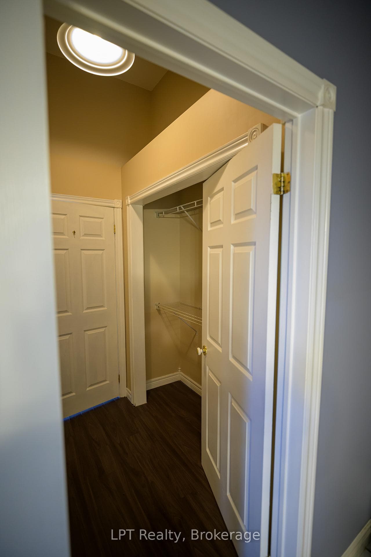 317 Queen Street Unit 304 photo 15
