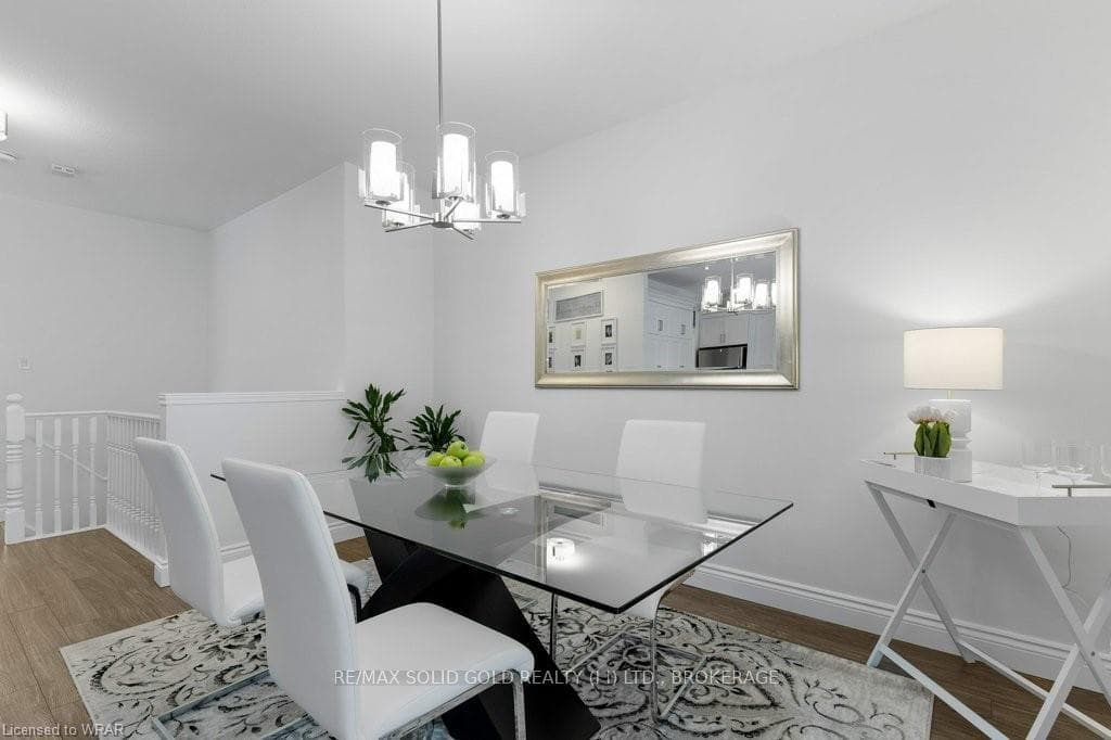 2 KNOX Court photo 9