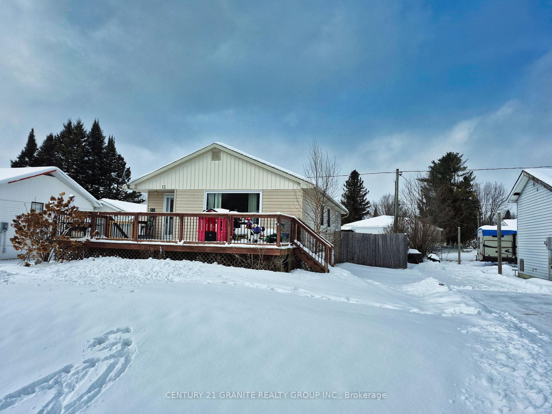 12 Hemlock Street photo 28