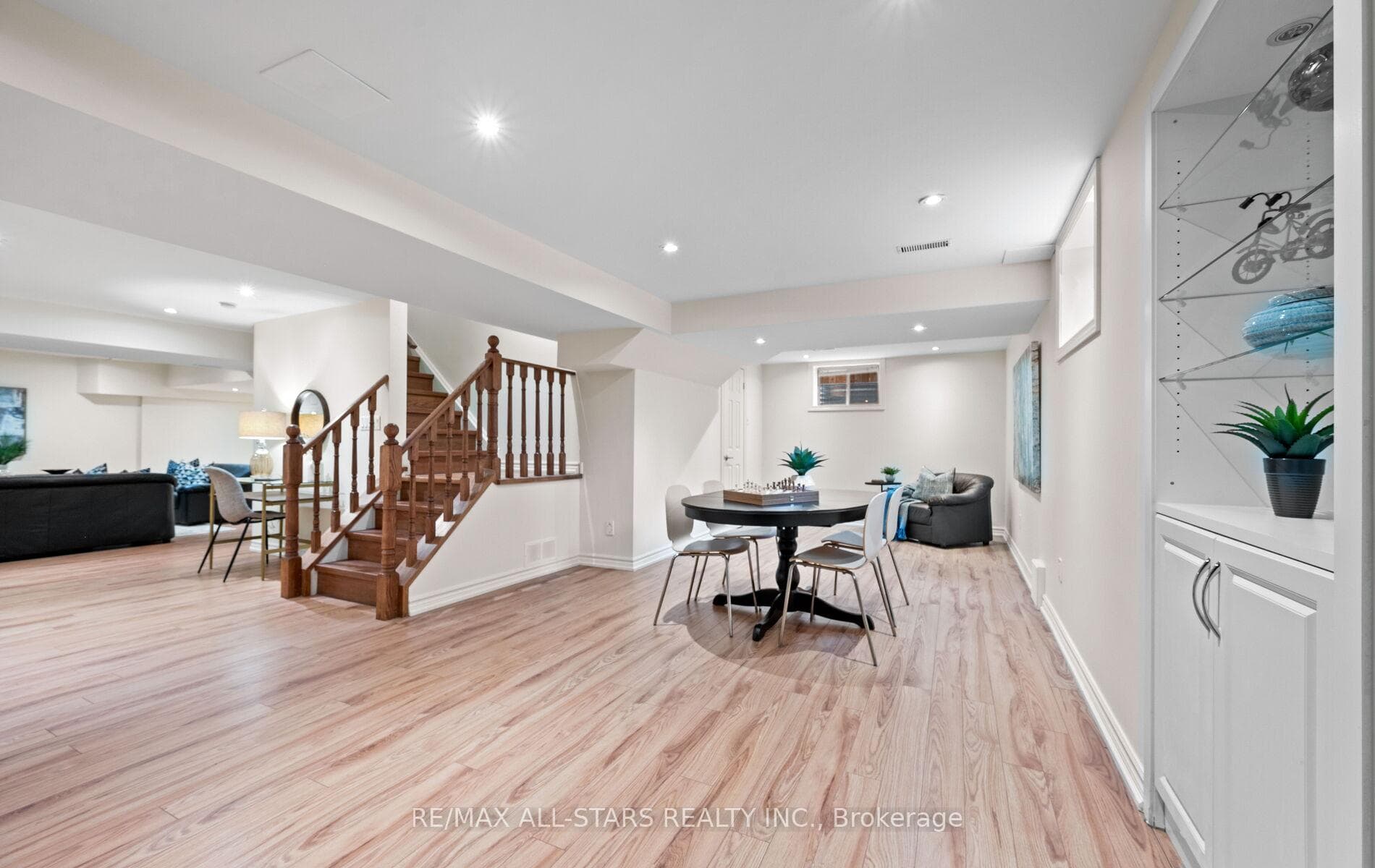 156 Park Drive photo 36