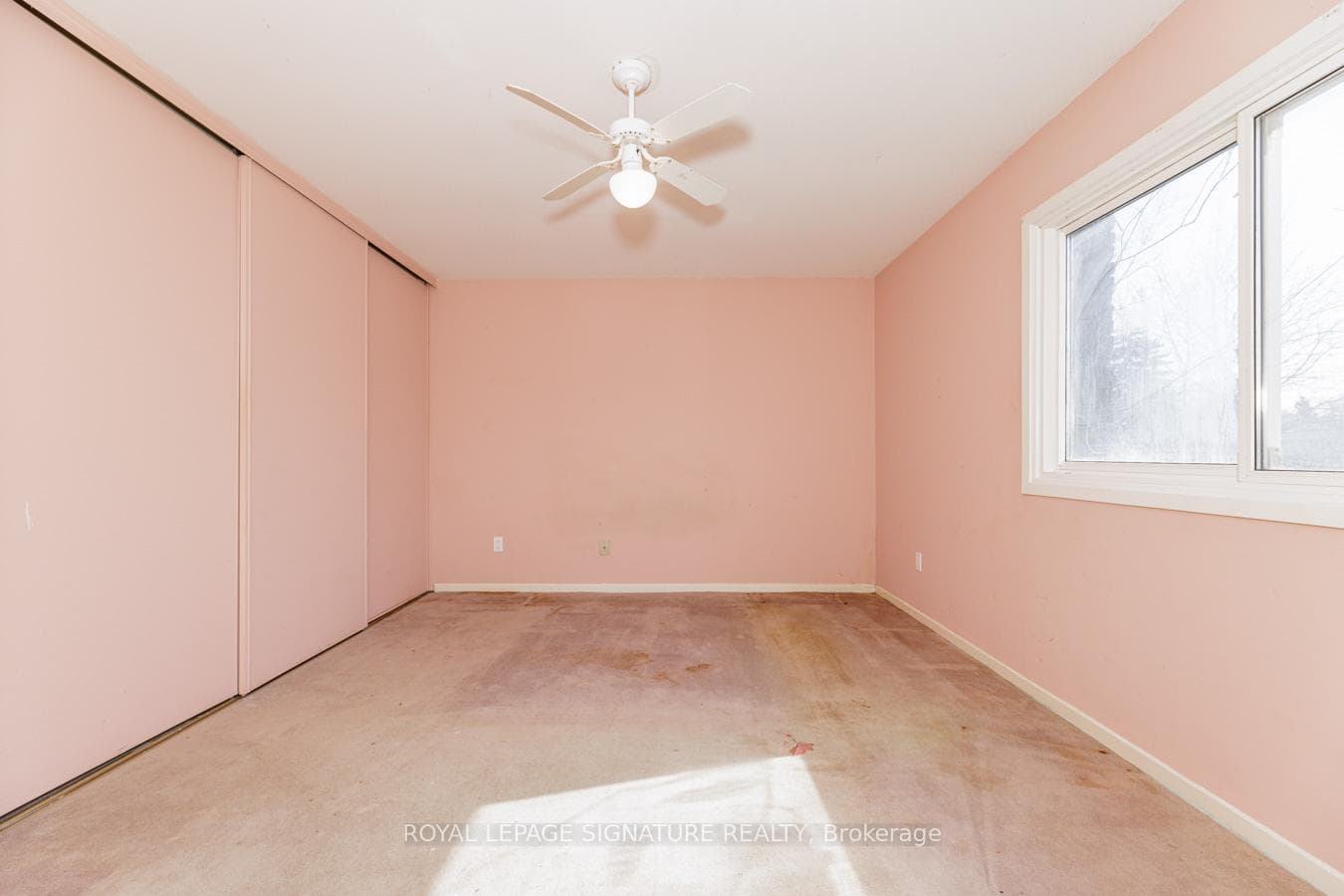 1796 Foleyet Crescent photo 17