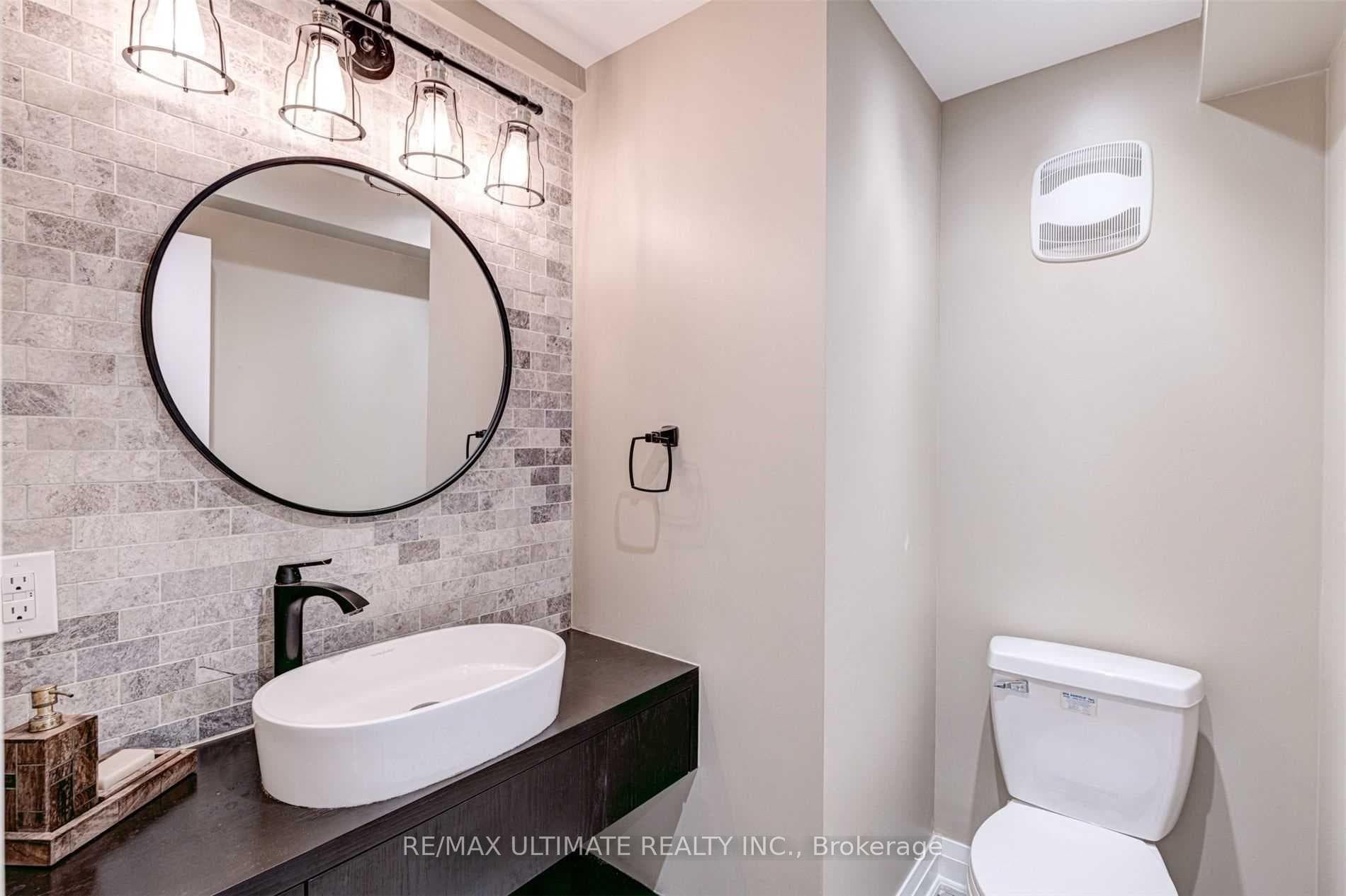 55 Harbour Square Unit 2416 photo 19