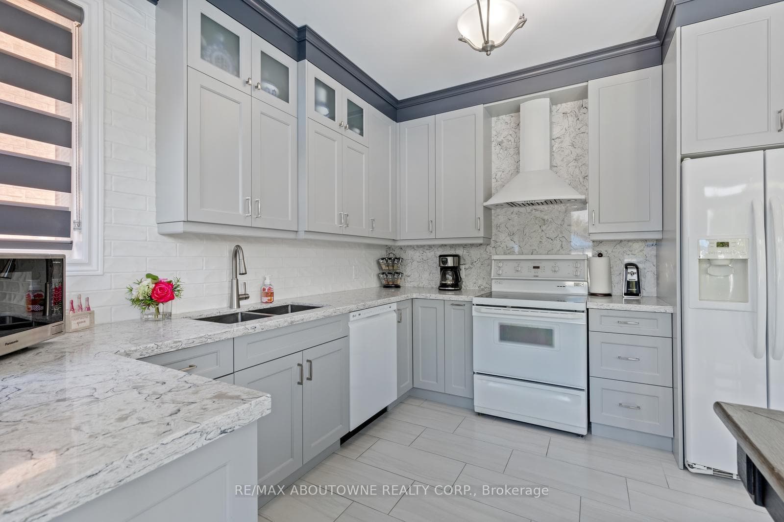 2244 Chickadee Crescent photo 18