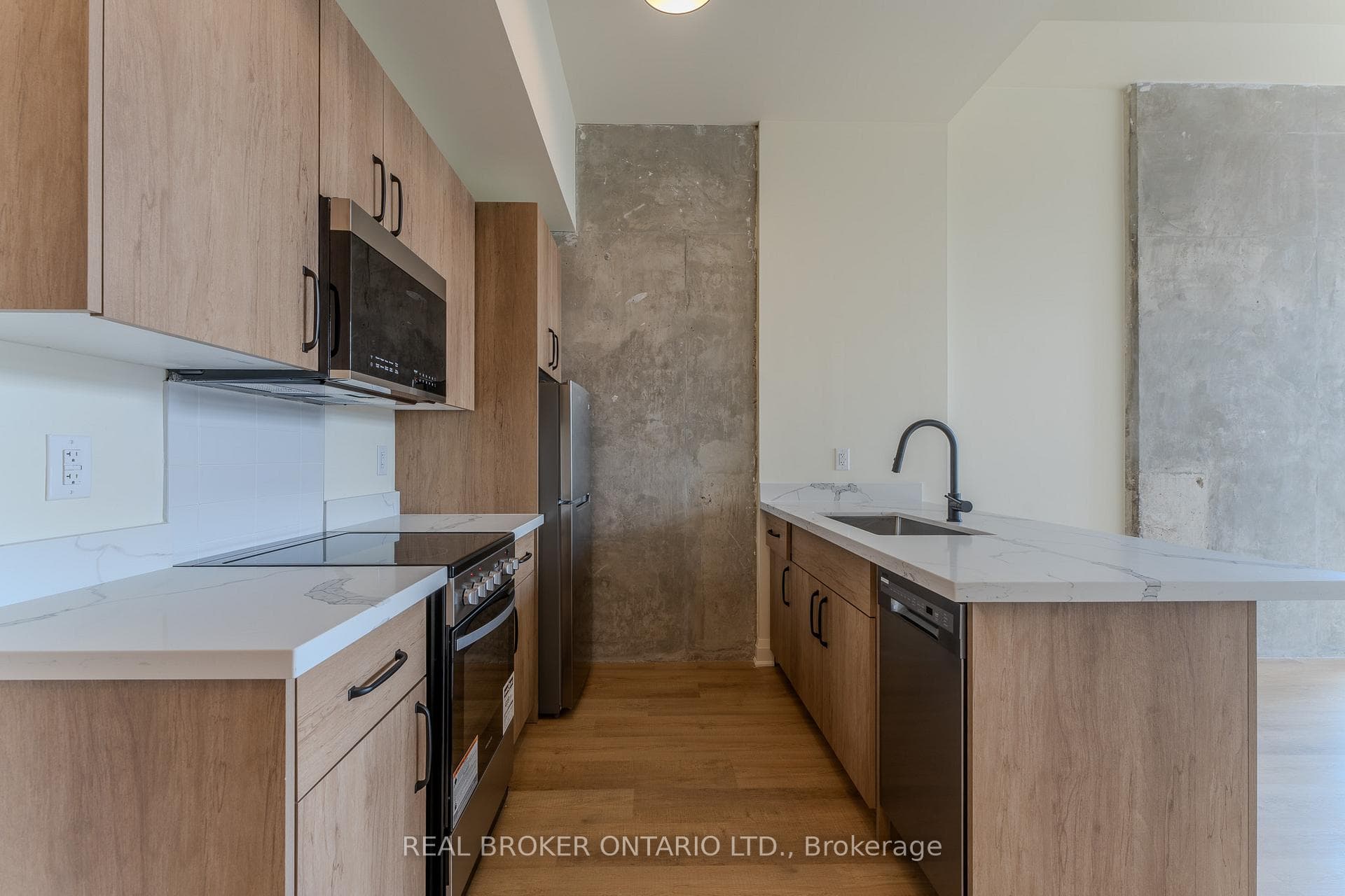 11 Robert Street Unit 501 photo 6