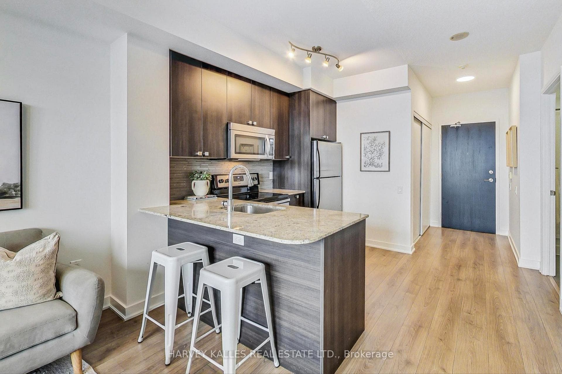 775 King Street Unit 711 photo 9