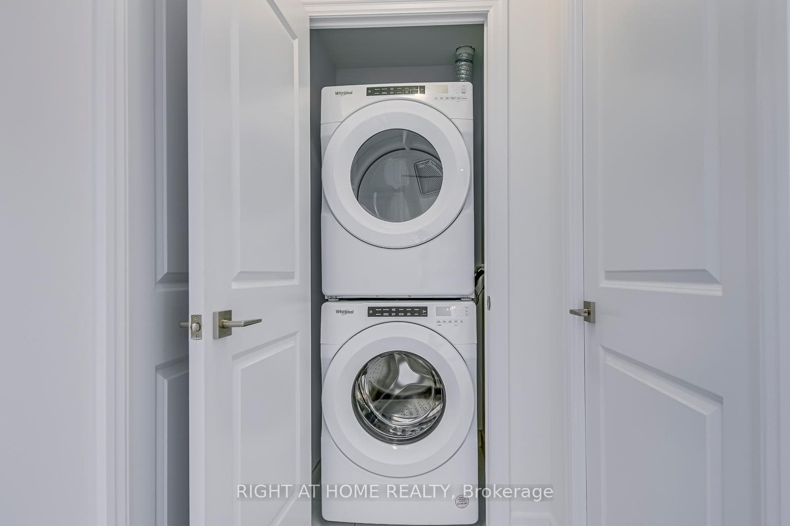 Ensuite laundry