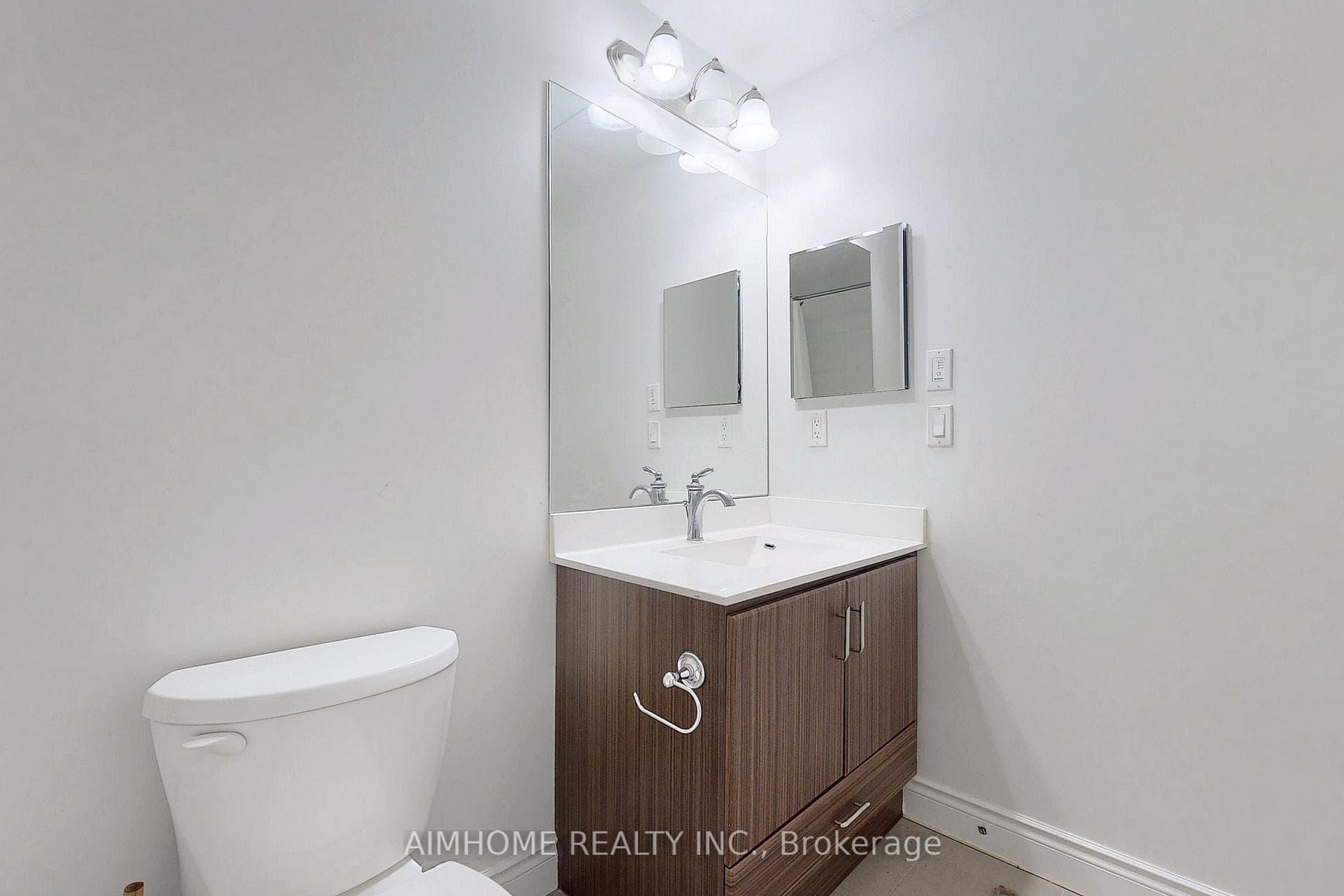 38 Cedarland Drive Unit 807 photo 31