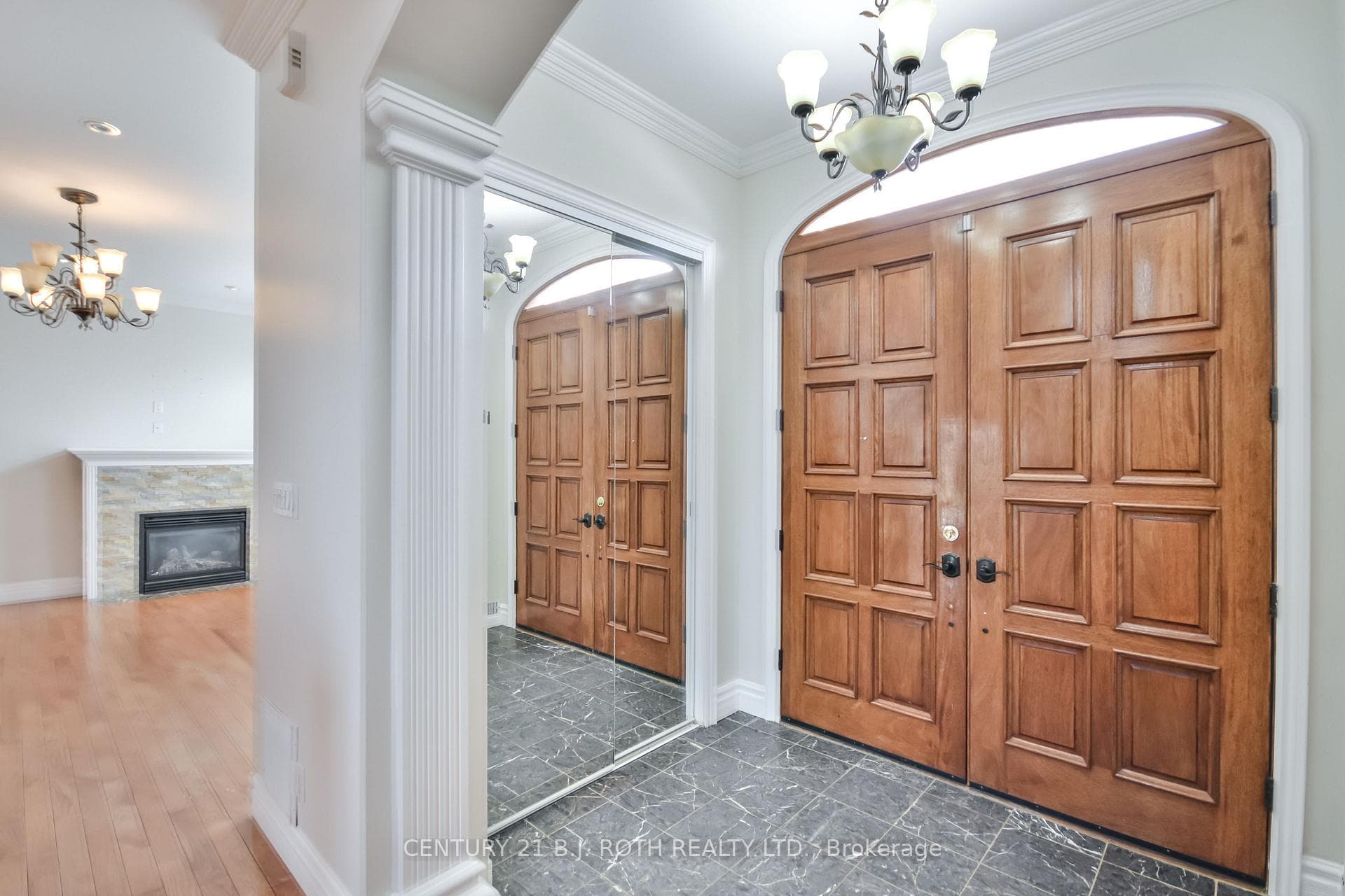 16 GRAY Lane photo 6