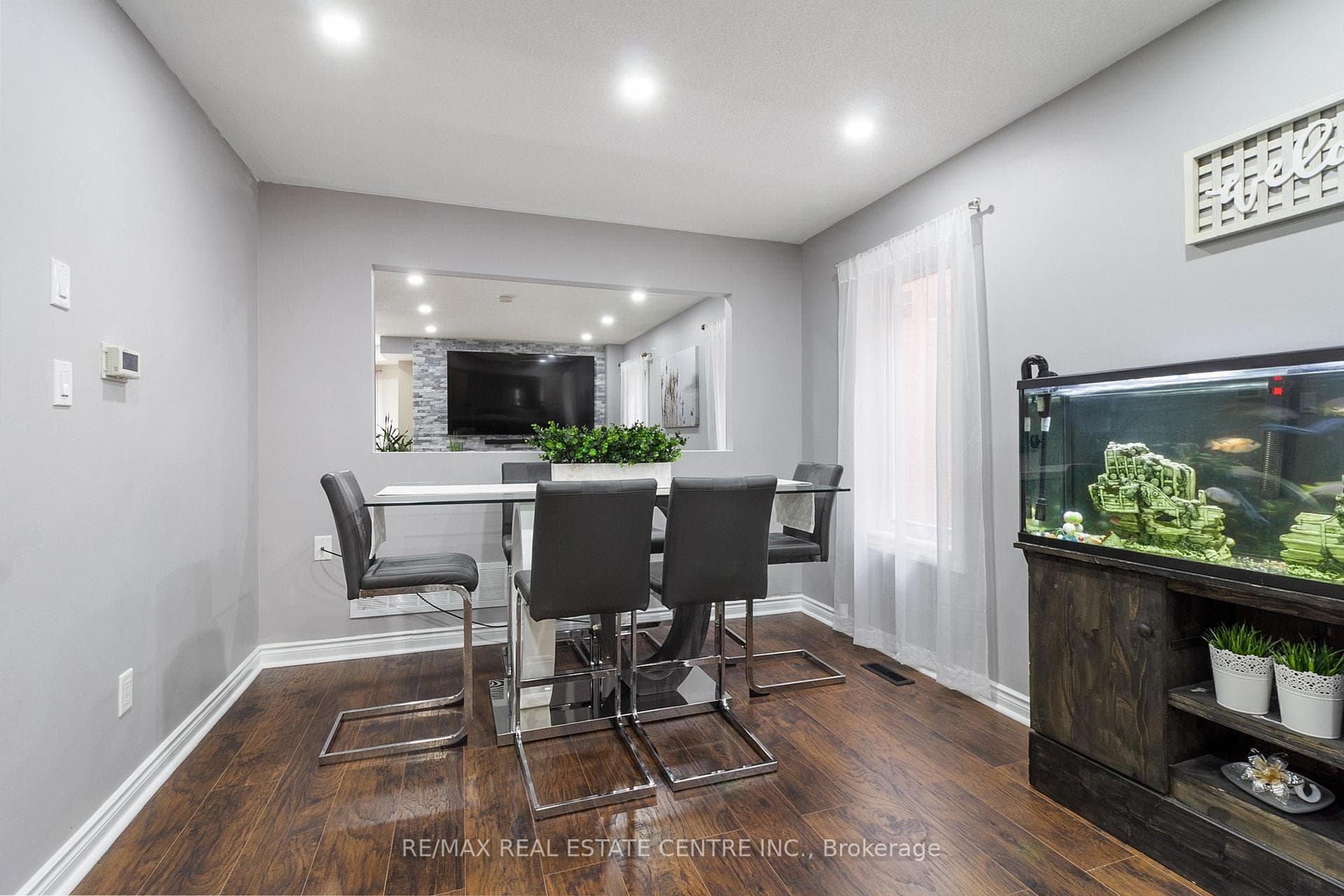 334 Perry Road photo 9