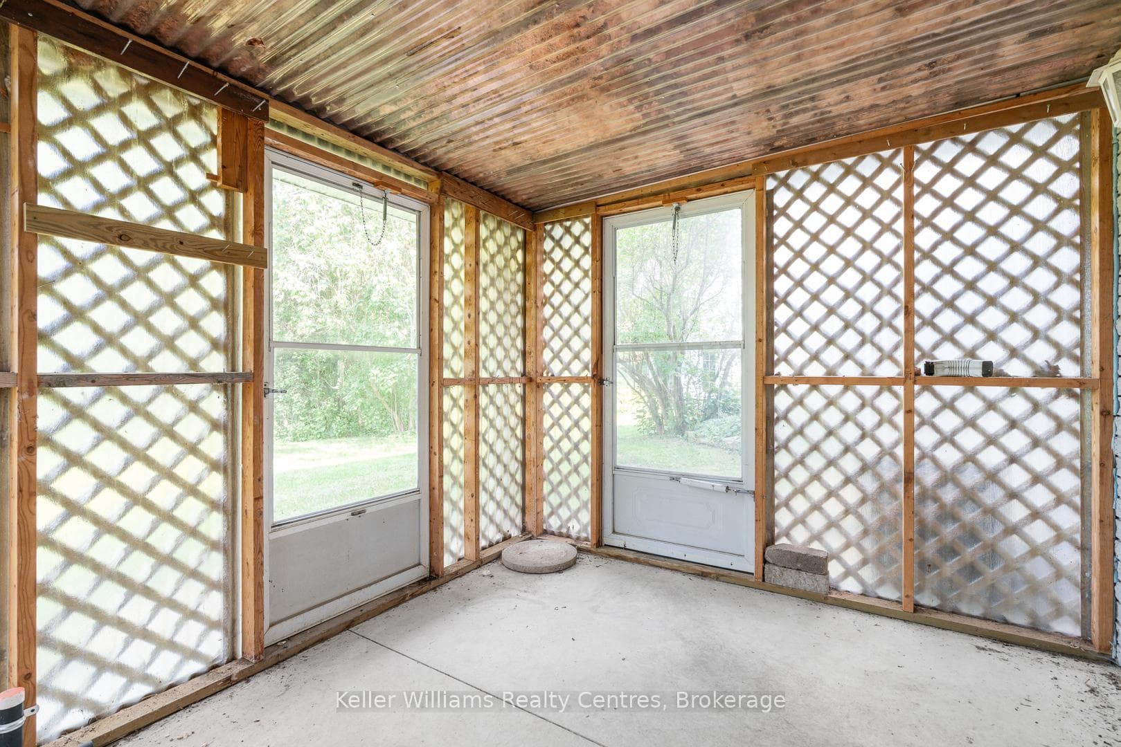 222 2nd Avenue photo 44
