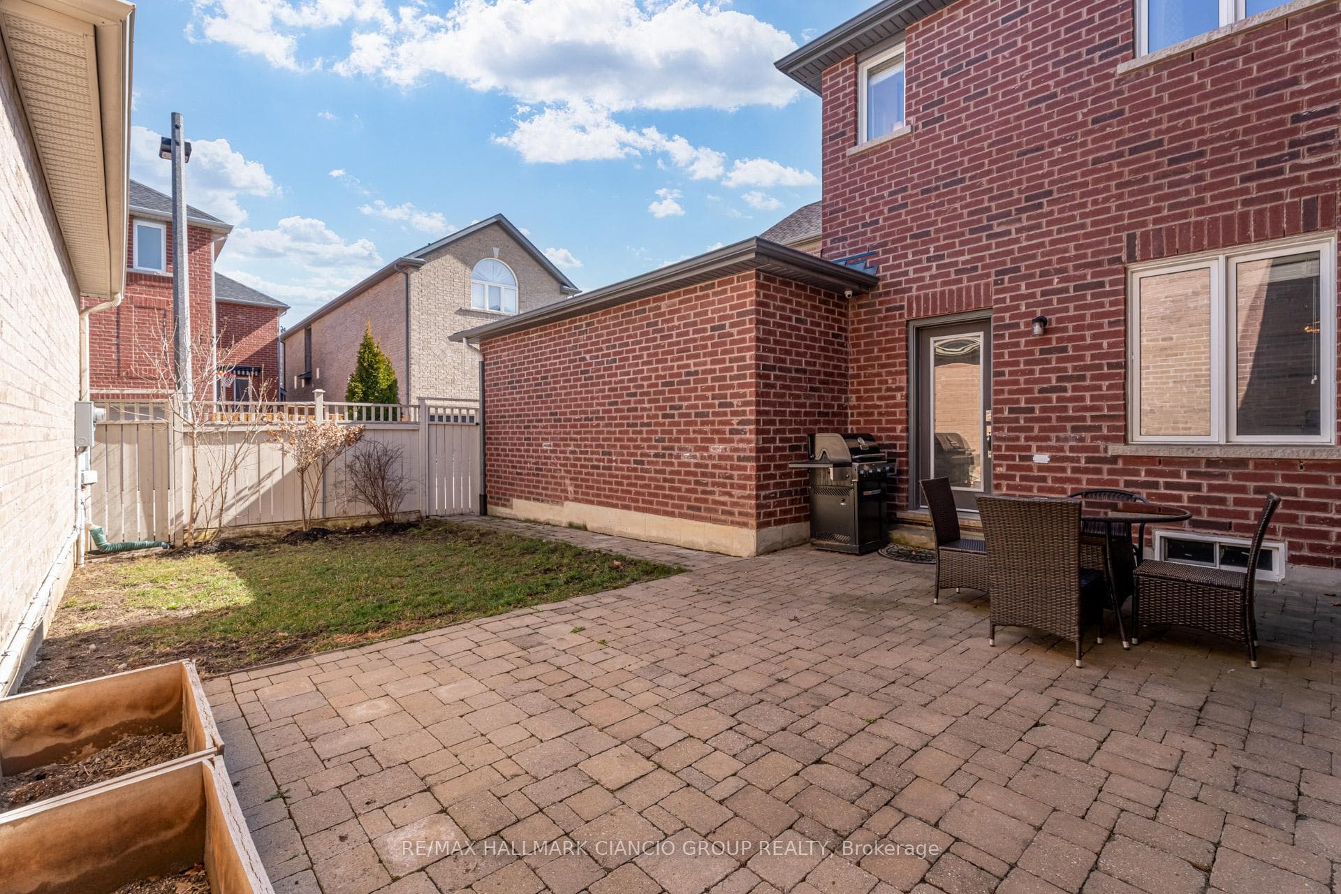 43 Balsam Street photo 33