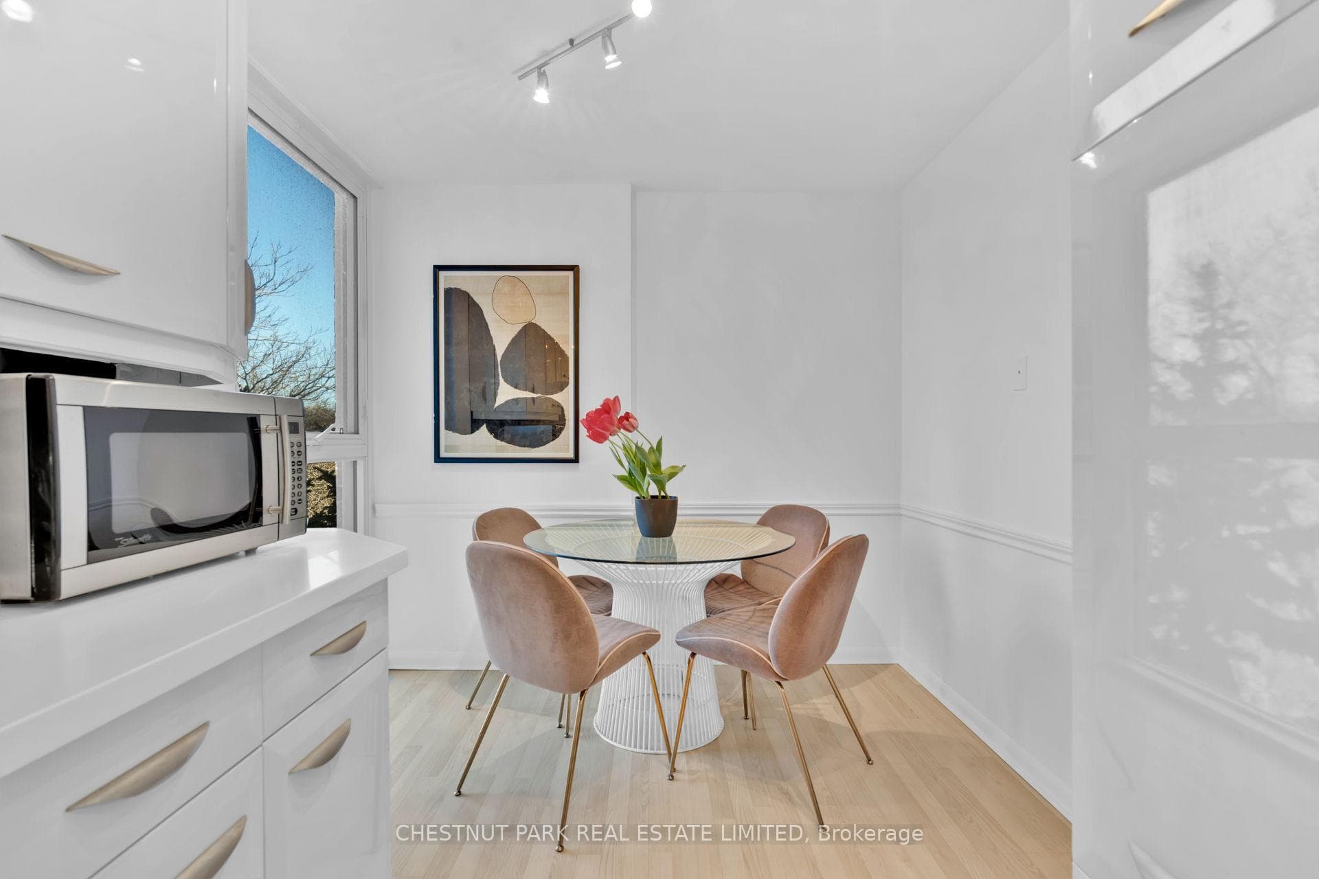 278 Bloor Street Unit 410 photo 18