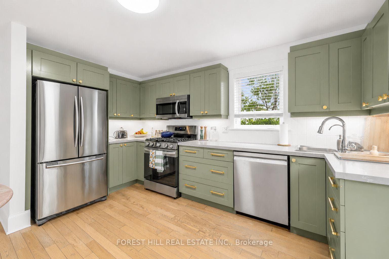 401 Balliol Street photo 15