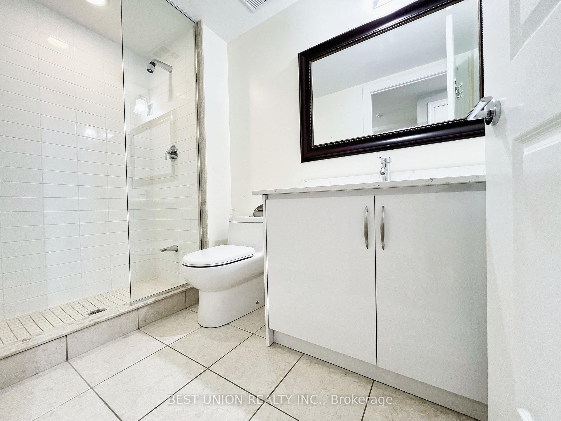 2nd Bathroom