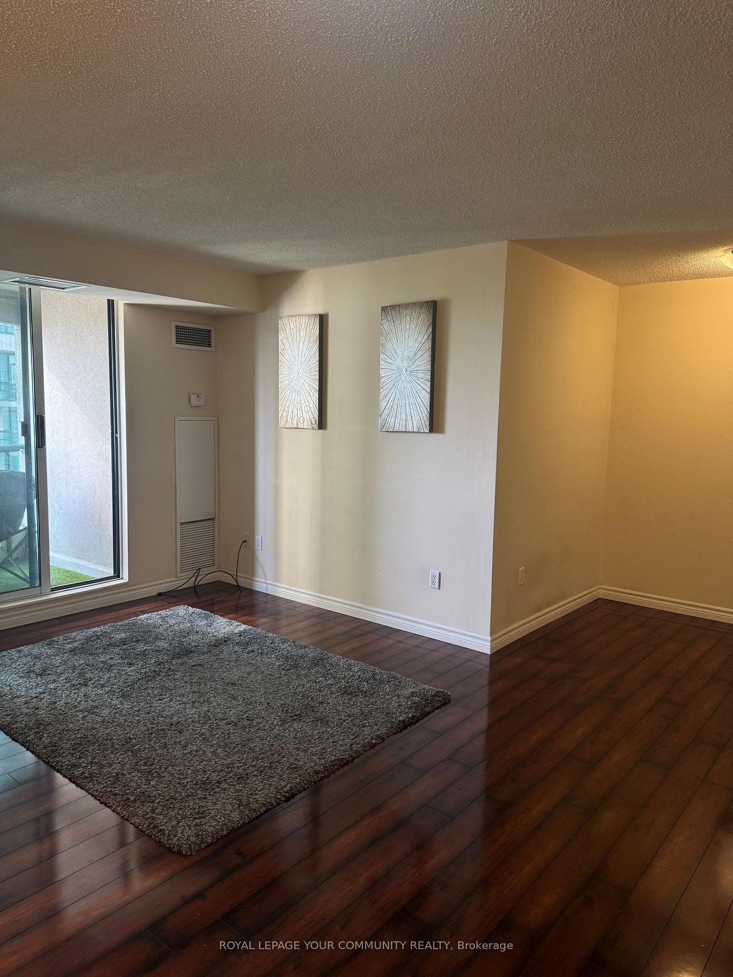 7 Lorraine Drive Unit 1007 photo 5