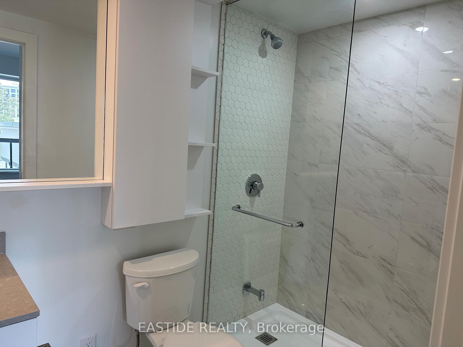 9 Clegg Road Unit 523 photo 7