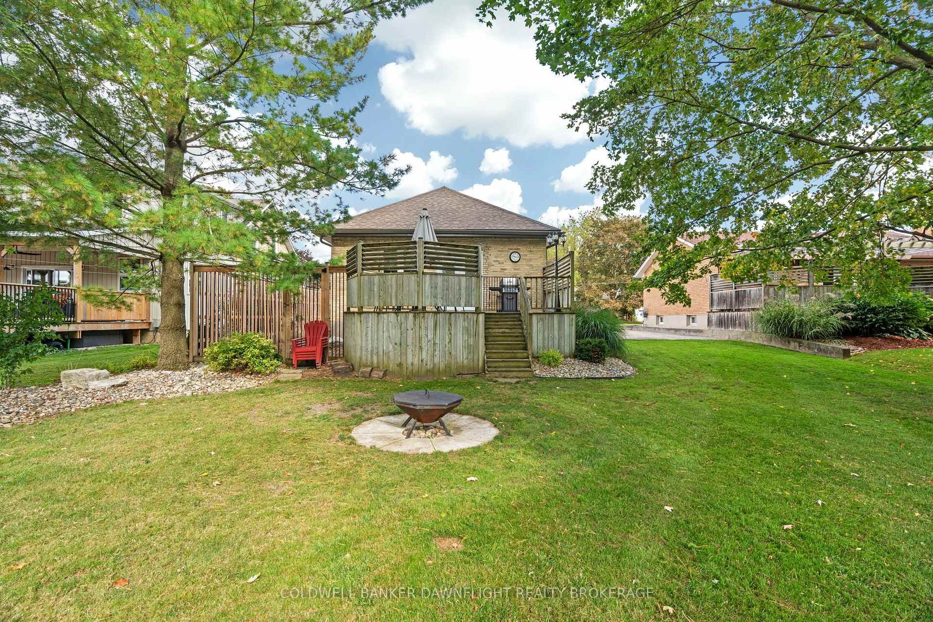 71 John Street photo 39