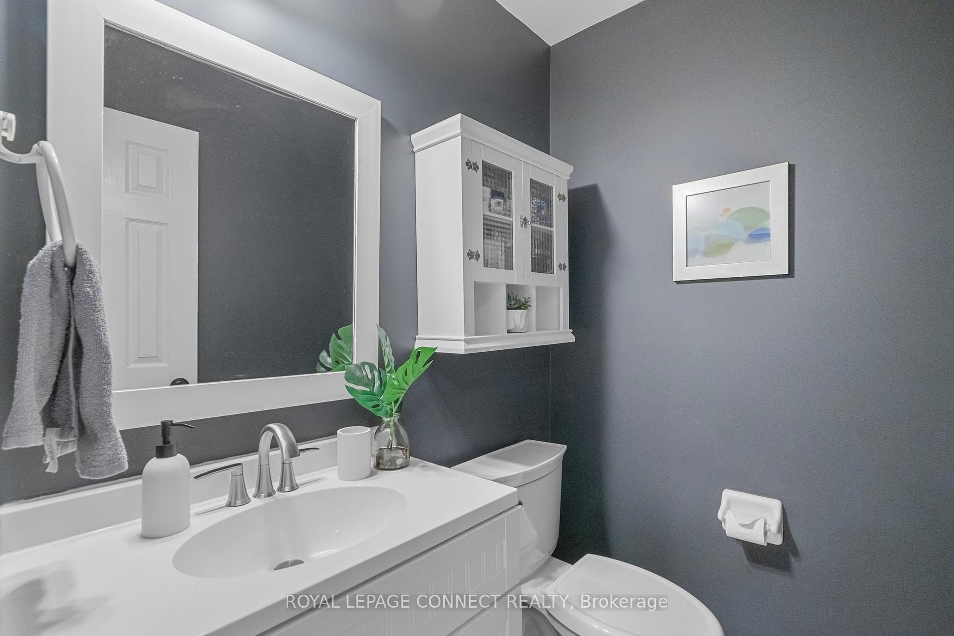 30 Chiswick Crescent photo 21