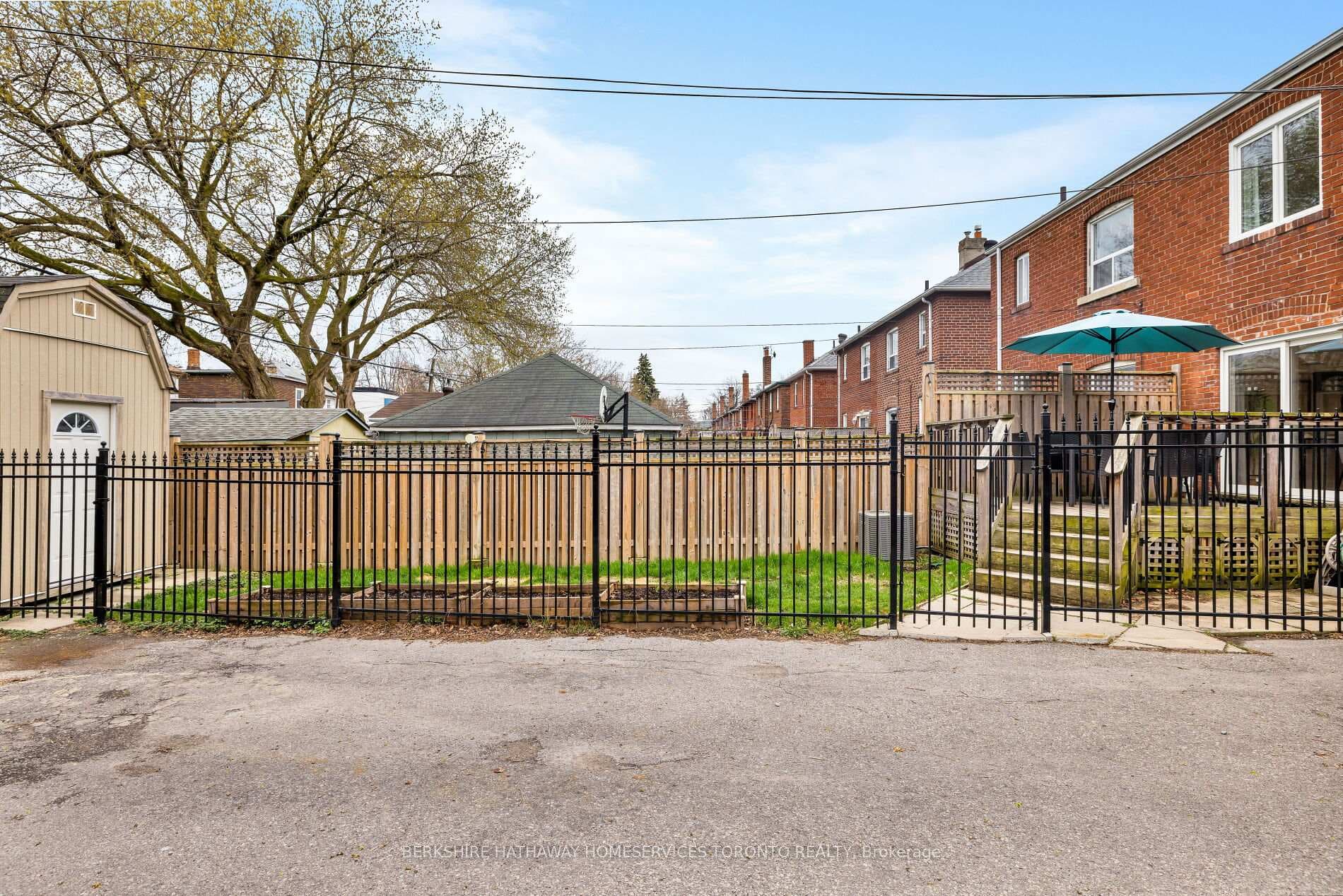 69 Hertle Avenue photo 24