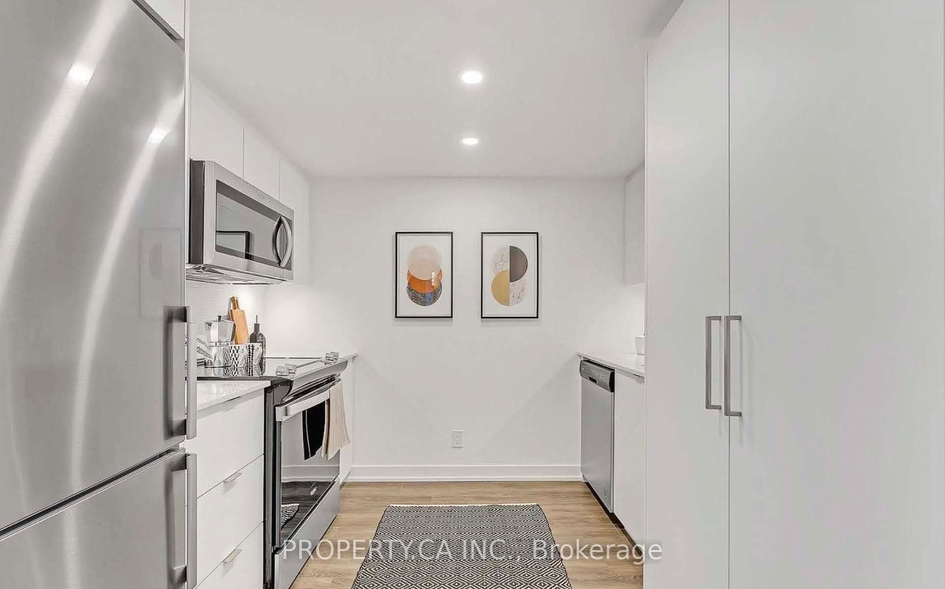 30 Tretti Way Unit 1308 photo 4