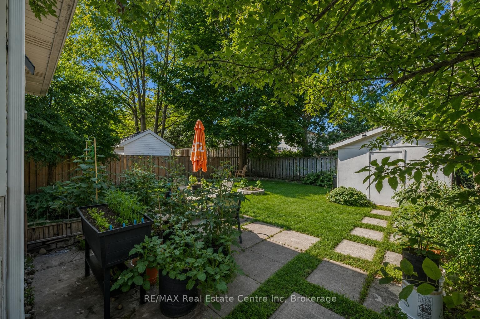 369 WEST ACRES Drive photo 15